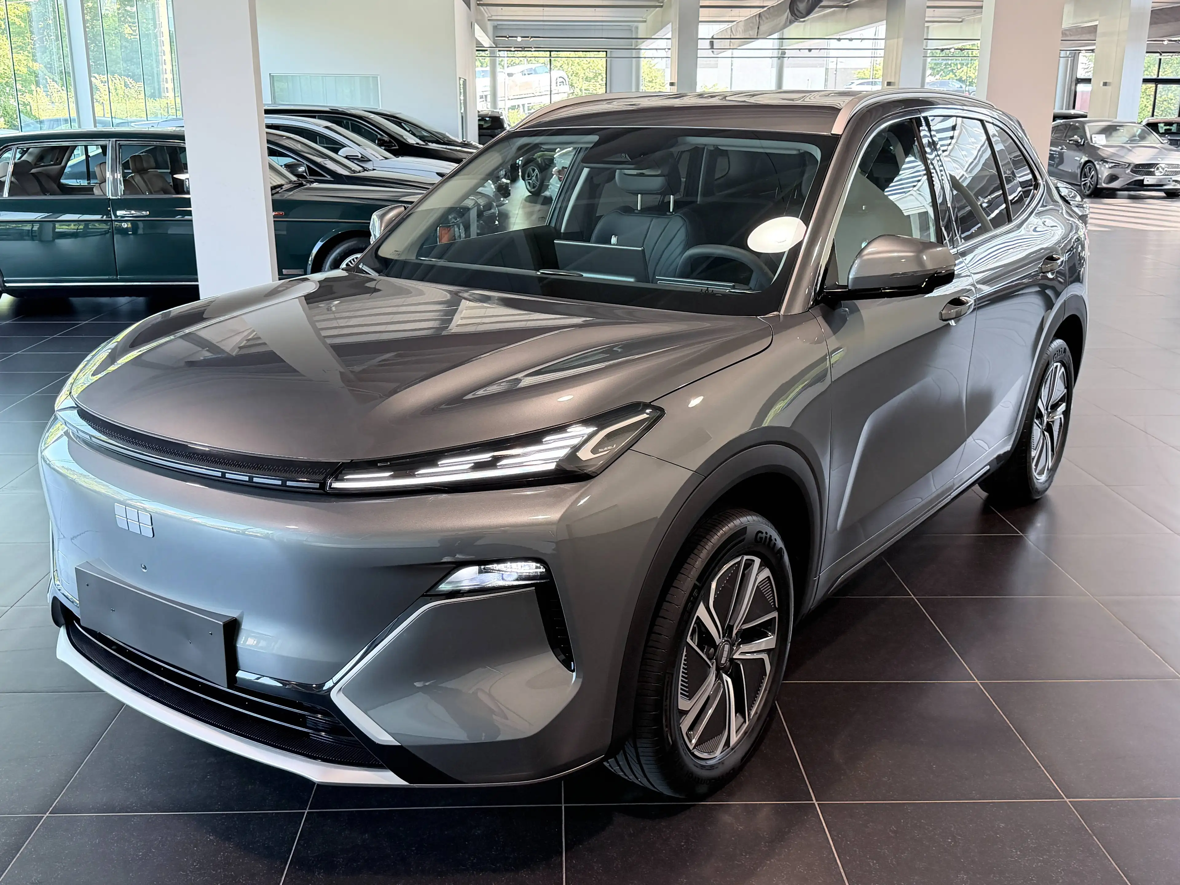 Geely Starray EM-i PHEV / PRO / 83KM EV / ACC / ICC