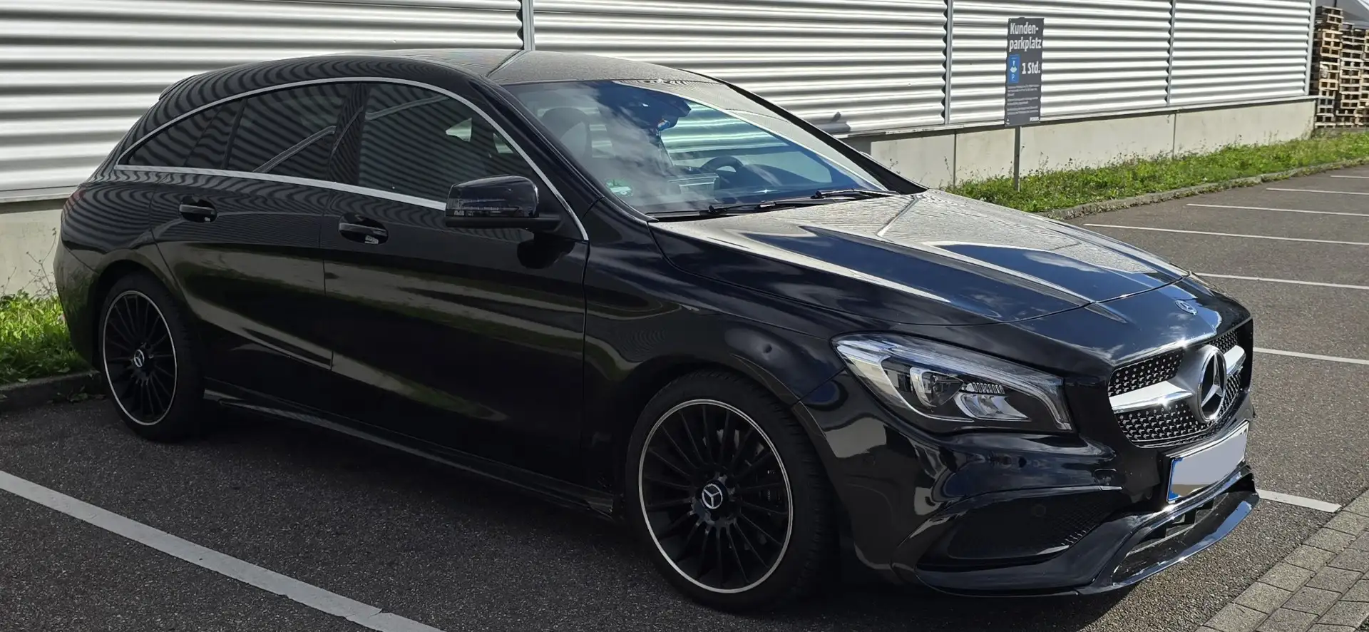 Mercedes-Benz CLA 220 Shooting Brake (CDI) d 7G-DCT AMG Line - 2