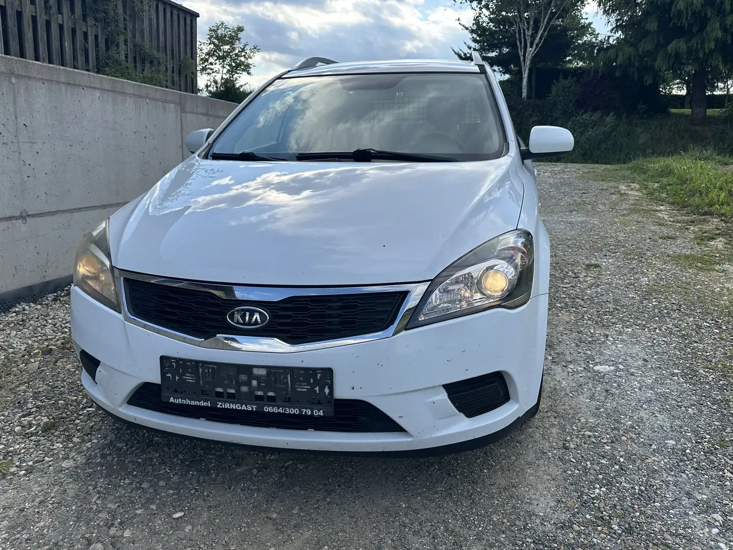 Kia Ceed / cee'd 1,6 CRDi Cool ECO DPF ISG Euro 5 Co2 119g LKW - 1