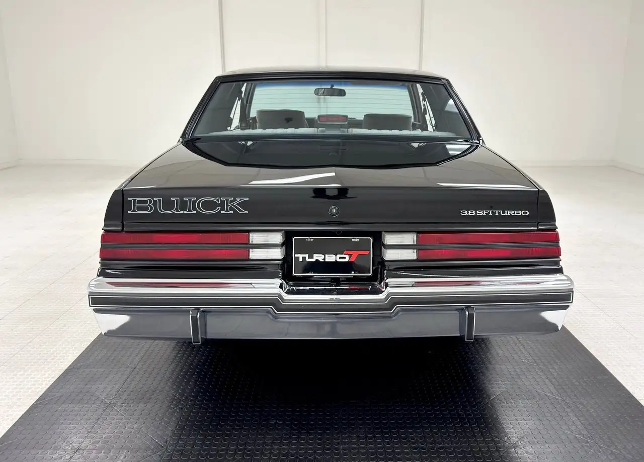 Buick Regal T-Type Turbo, foto 4