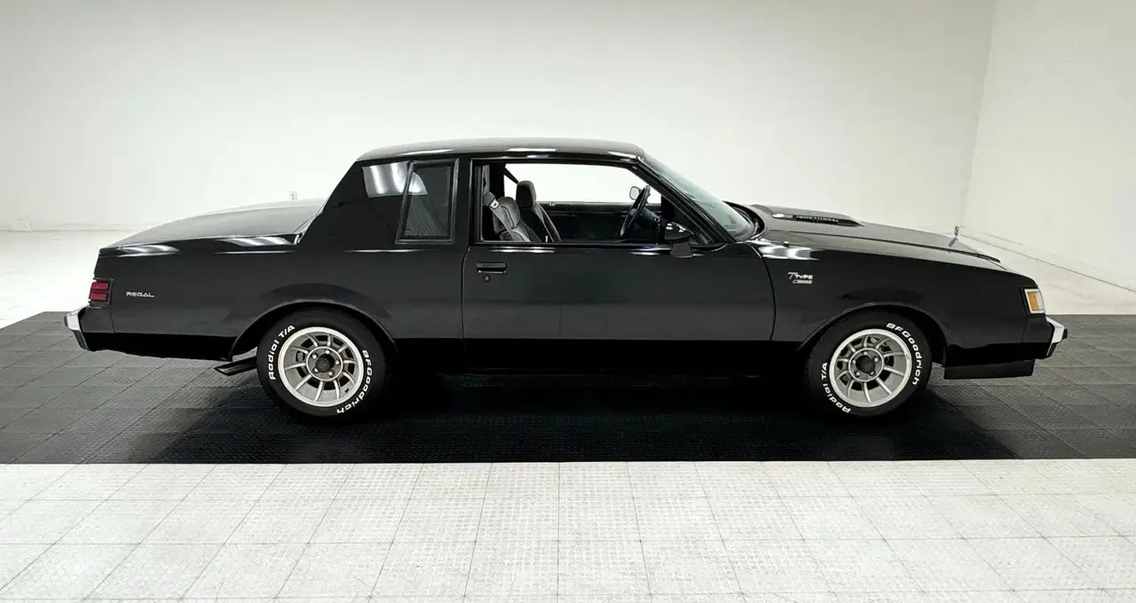 Buick Regal T-Type Turbo, foto 6