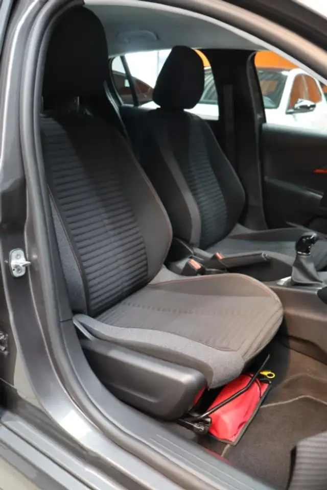 Peugeot 208 1.2i Active Pack, миниатюра 9