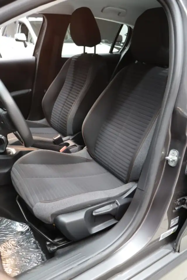 Peugeot 208 1.2i Active Pack, миниатюра 10