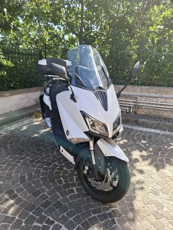Yamaha Tmax 530
