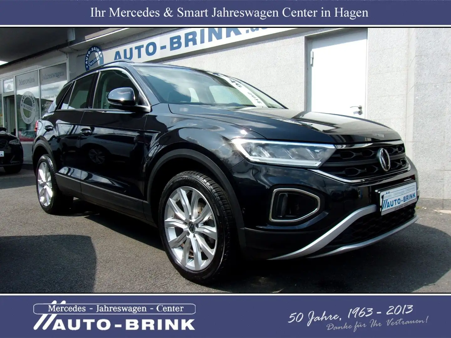 Volkswagen T-Roc Life mit abn AHK/LED/APP/akt.PTS/Alu/20tkm Schwarz - 2