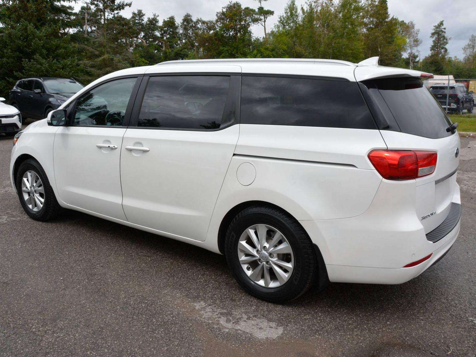 2016 Kia Sedona