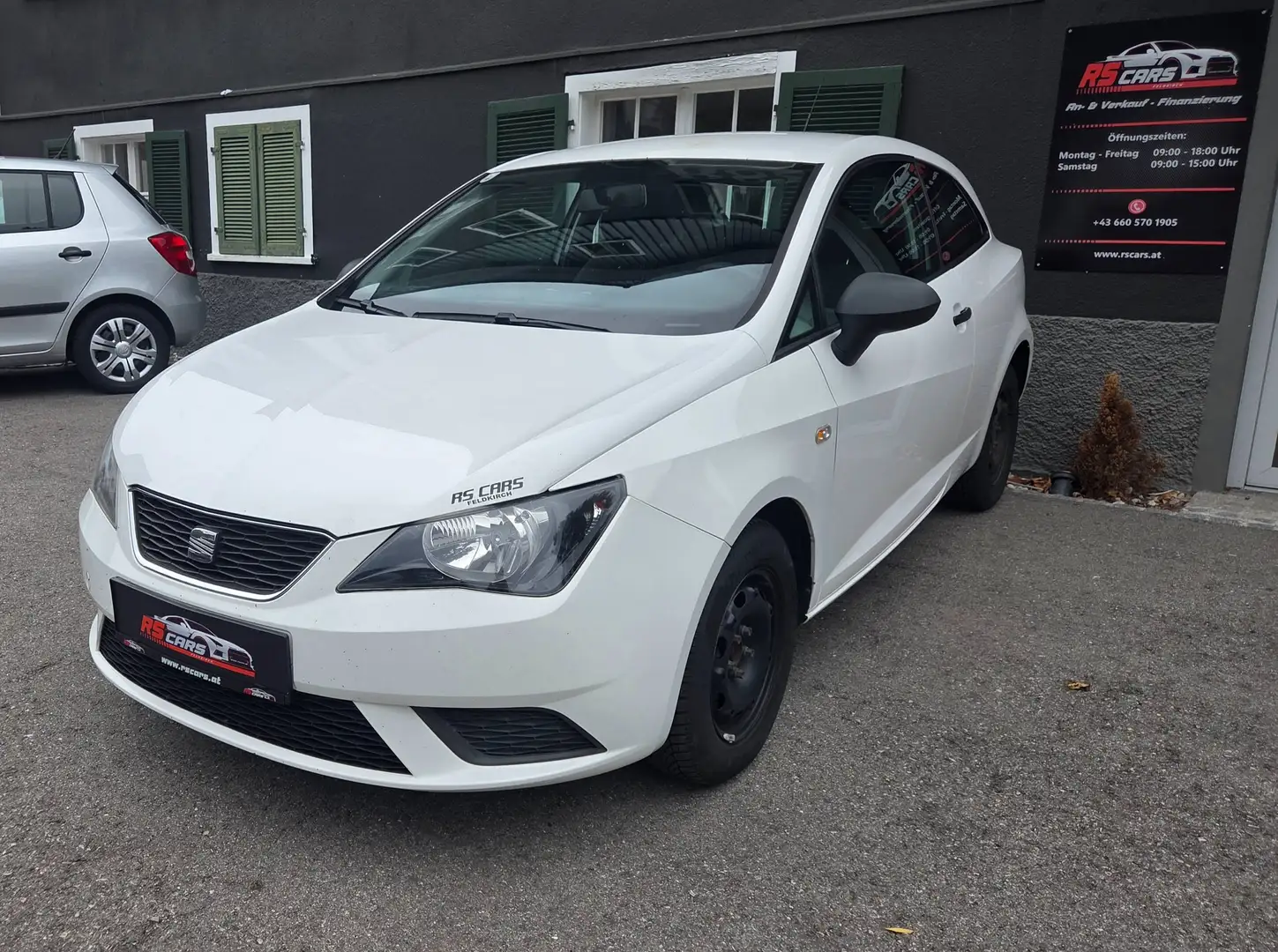 SEAT Ibiza Reference Frisch Vorgeführt 10 2027 Weiß - 2