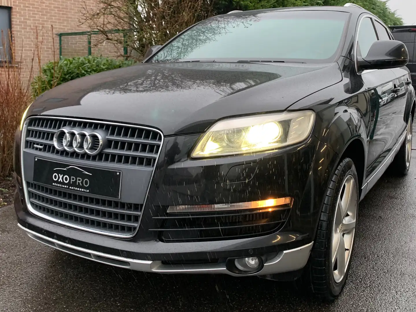 Audi Q7 3.0 TDi / S Line / 1er PROPRIETAIRE / FULL OPTIONS Schwarz - 2