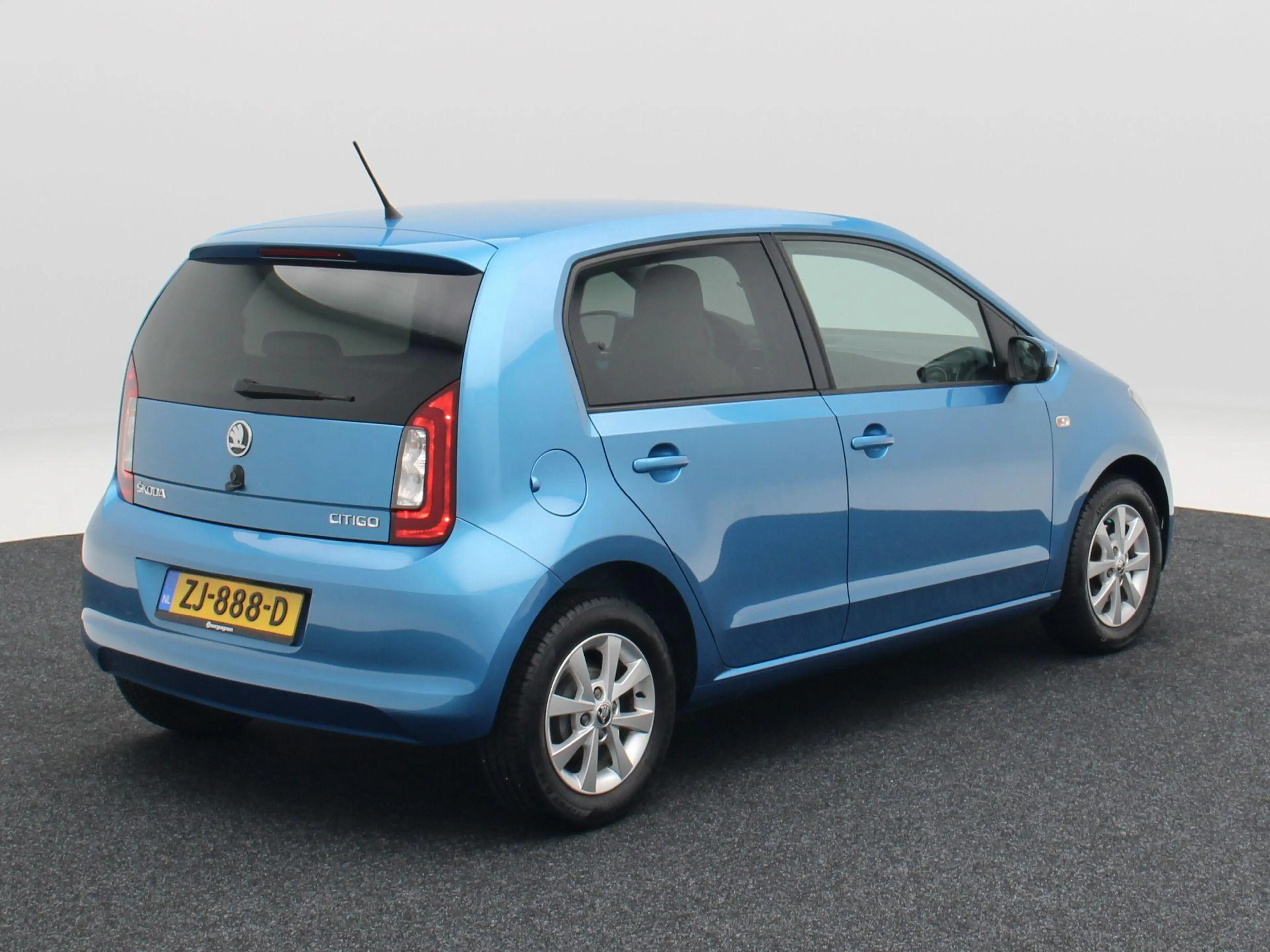 Skoda Citigo 1.0 Greentech Style | Cruise Control | Climate Con — photo 2