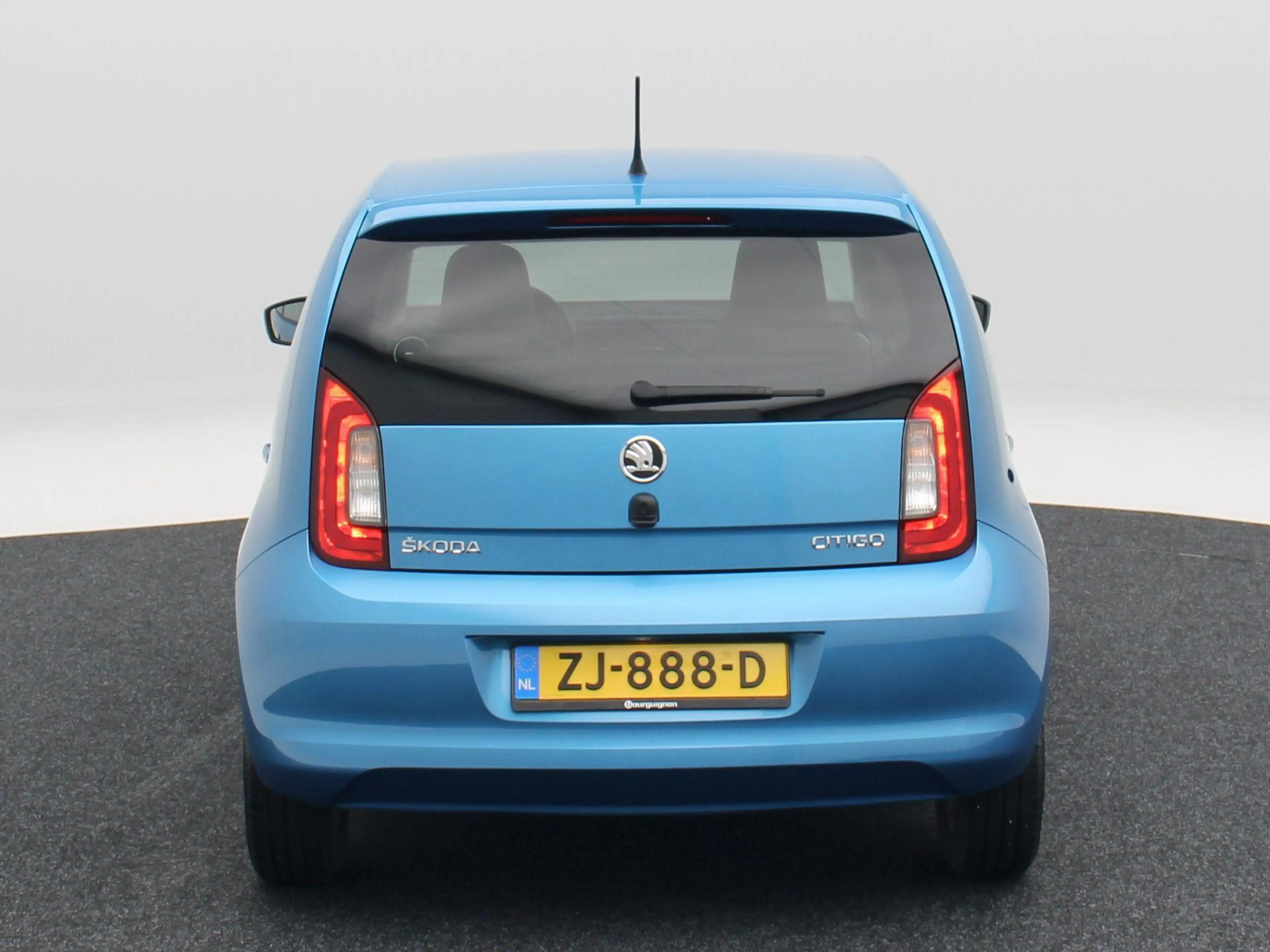 Skoda Citigo 1.0 Greentech Style | Cruise Control | Climate Con — photo 6