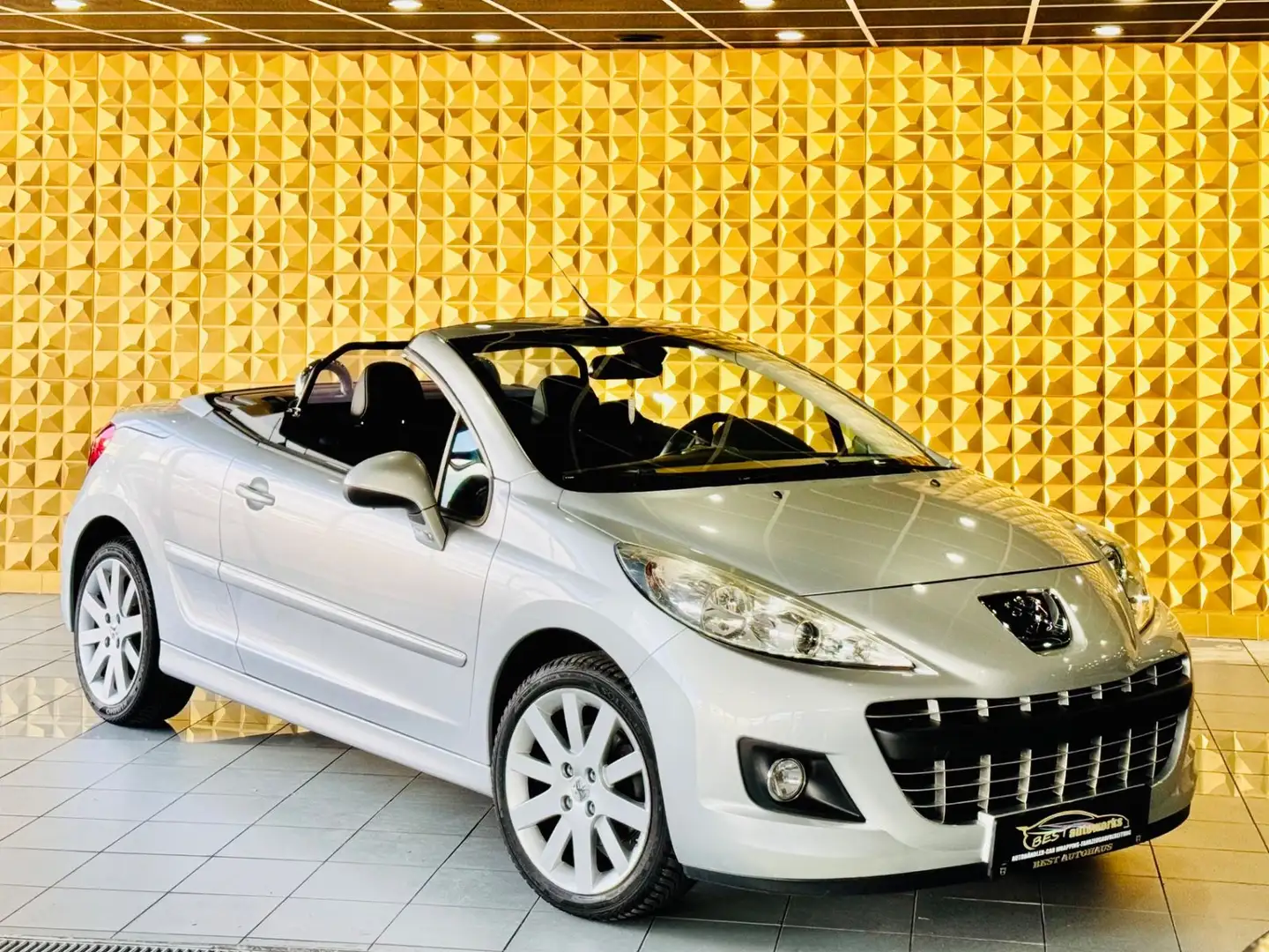 Peugeot 207 CC Cabrio*Platinum*SHZ*KLIMA*PDC*Windschott* Grigio - 1