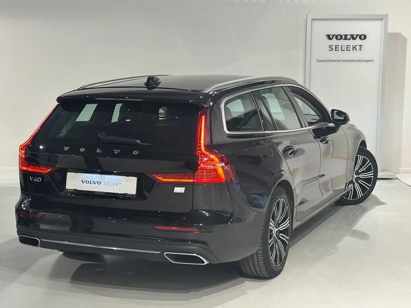 Volvo V60 T6 Recharge Inscription Negro - 2