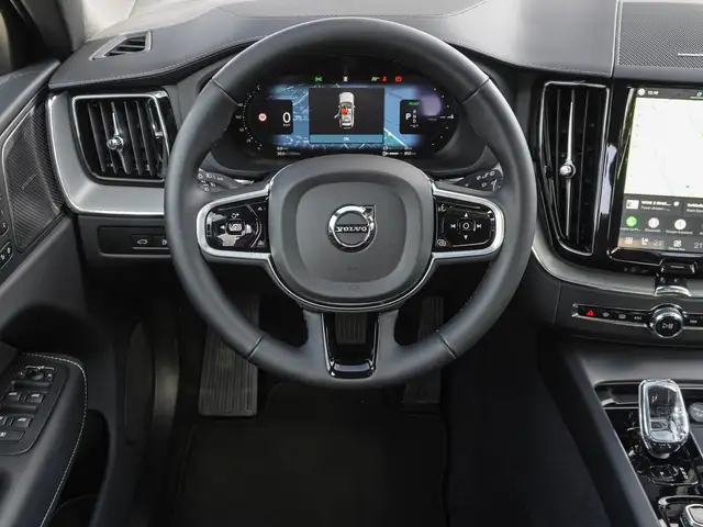 Volvo XC60 view 12