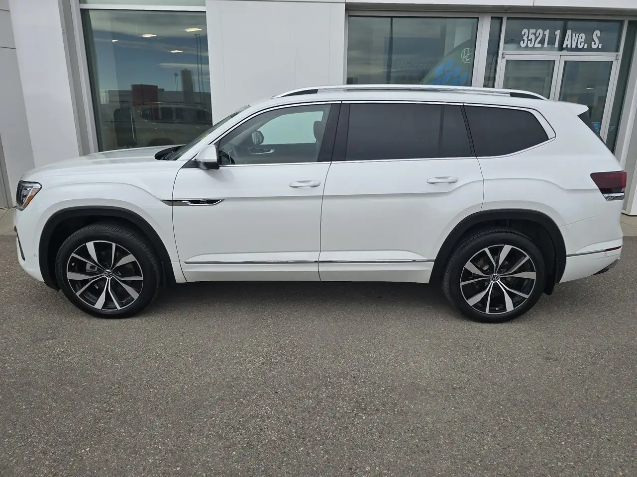 Volkswagen Atlas снимка Volkswagen Atlas