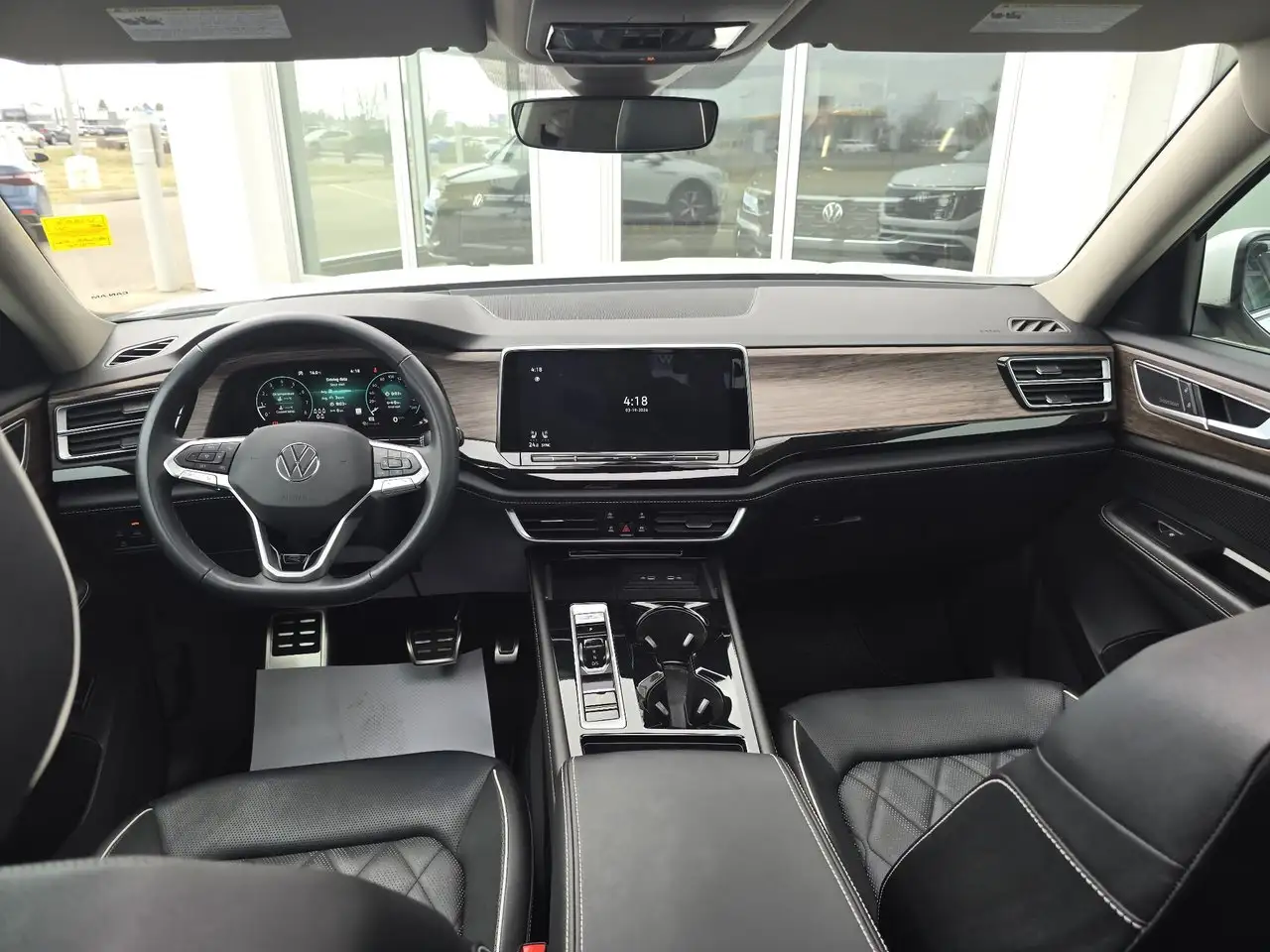 Volkswagen Atlas снимка Volkswagen Atlas