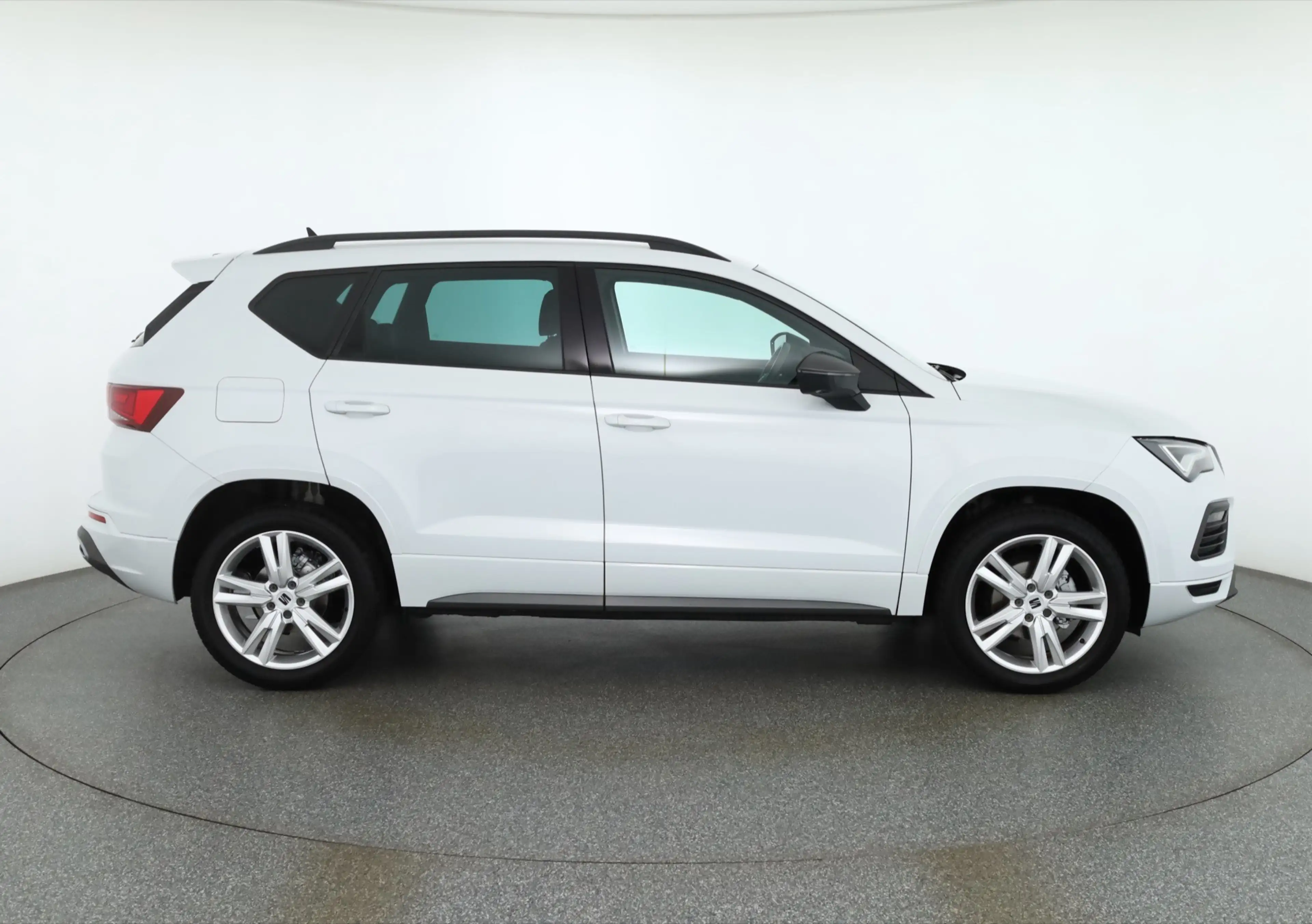 SEAT Ateca 1.5 TSI FR LED Navi Kamera Winterpaket DAB — photo 6