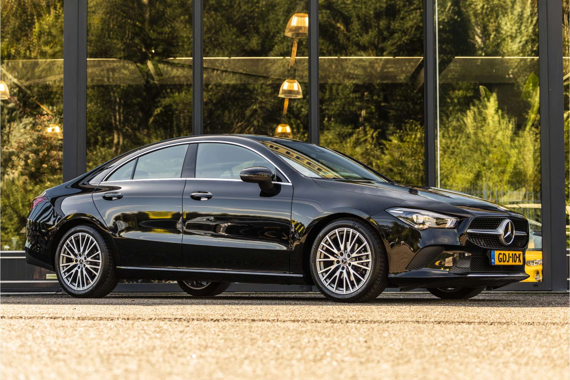 Mercedes-Benz CLA 180