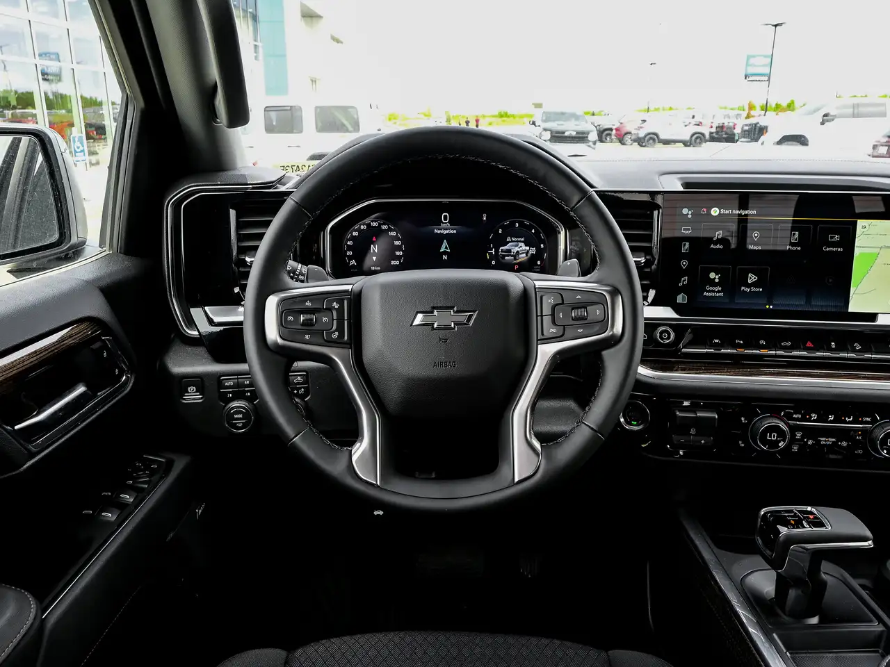 Chevrolet Silverado 1500 снимка Chevrolet Silverado 1500