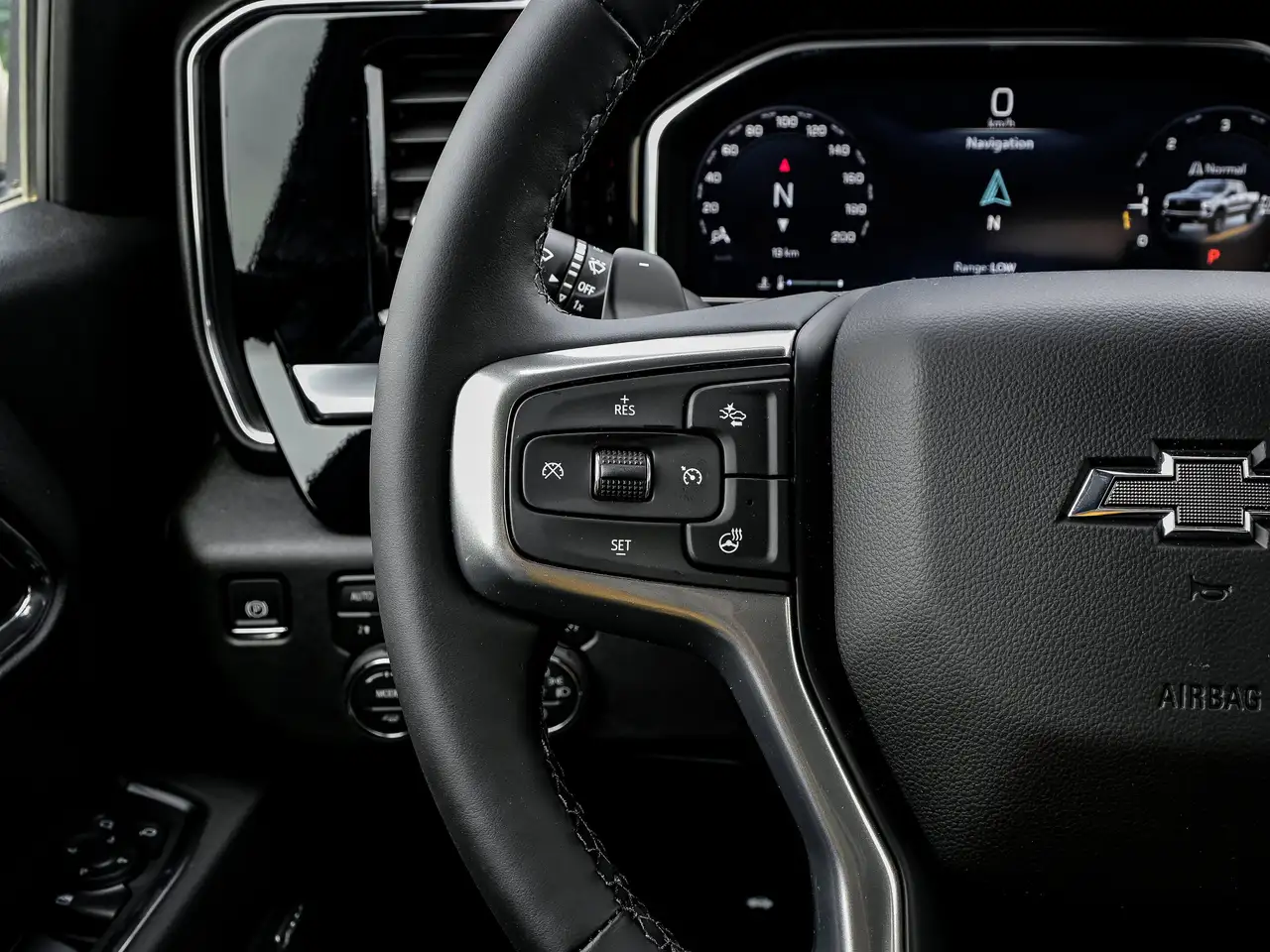 Chevrolet Silverado 1500 снимка Chevrolet Silverado 1500