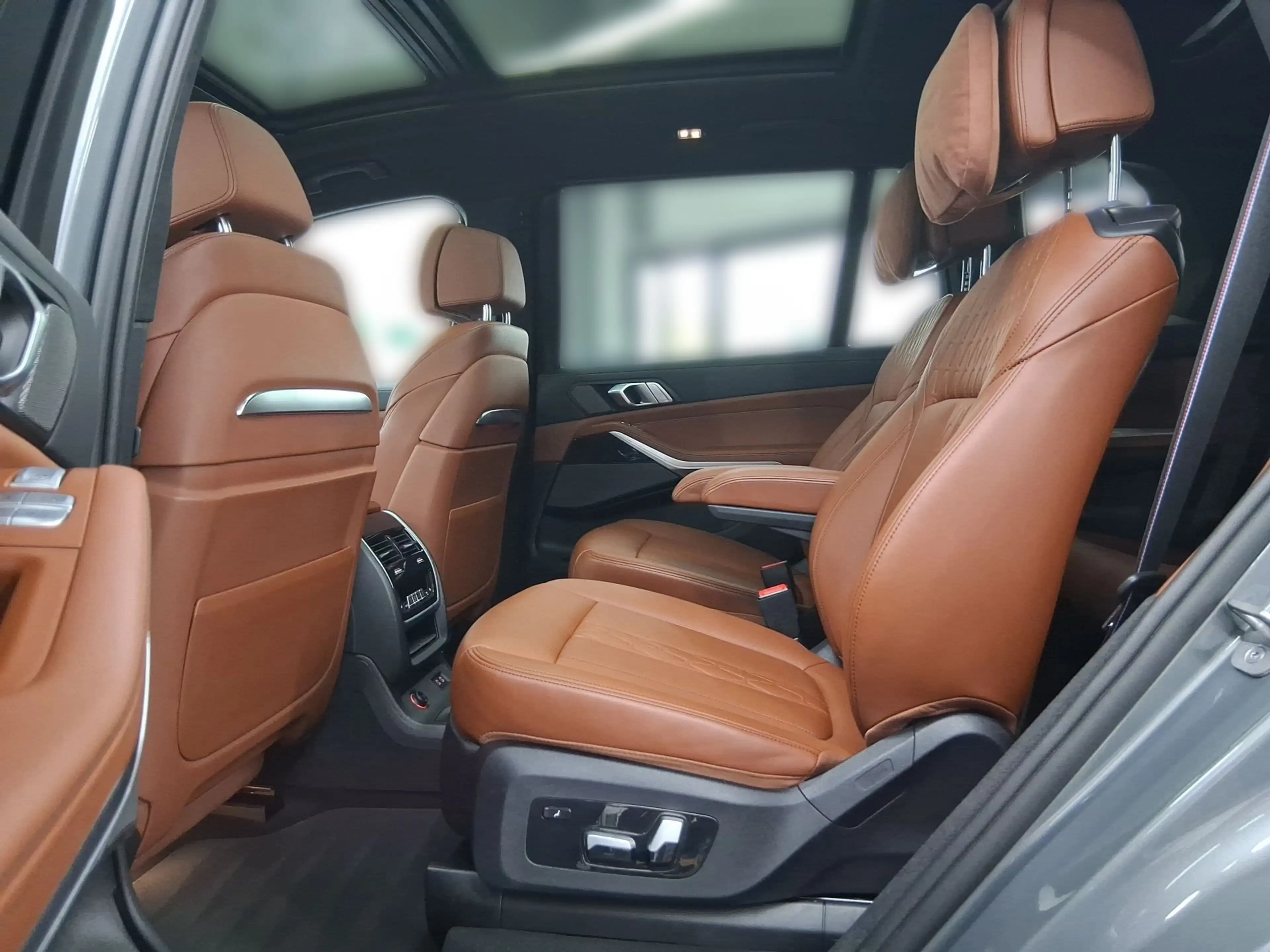 BMW X7 xDrive40d MSportPro*Integral*SkyLounge*6-Sitzer*Ic — photo 11