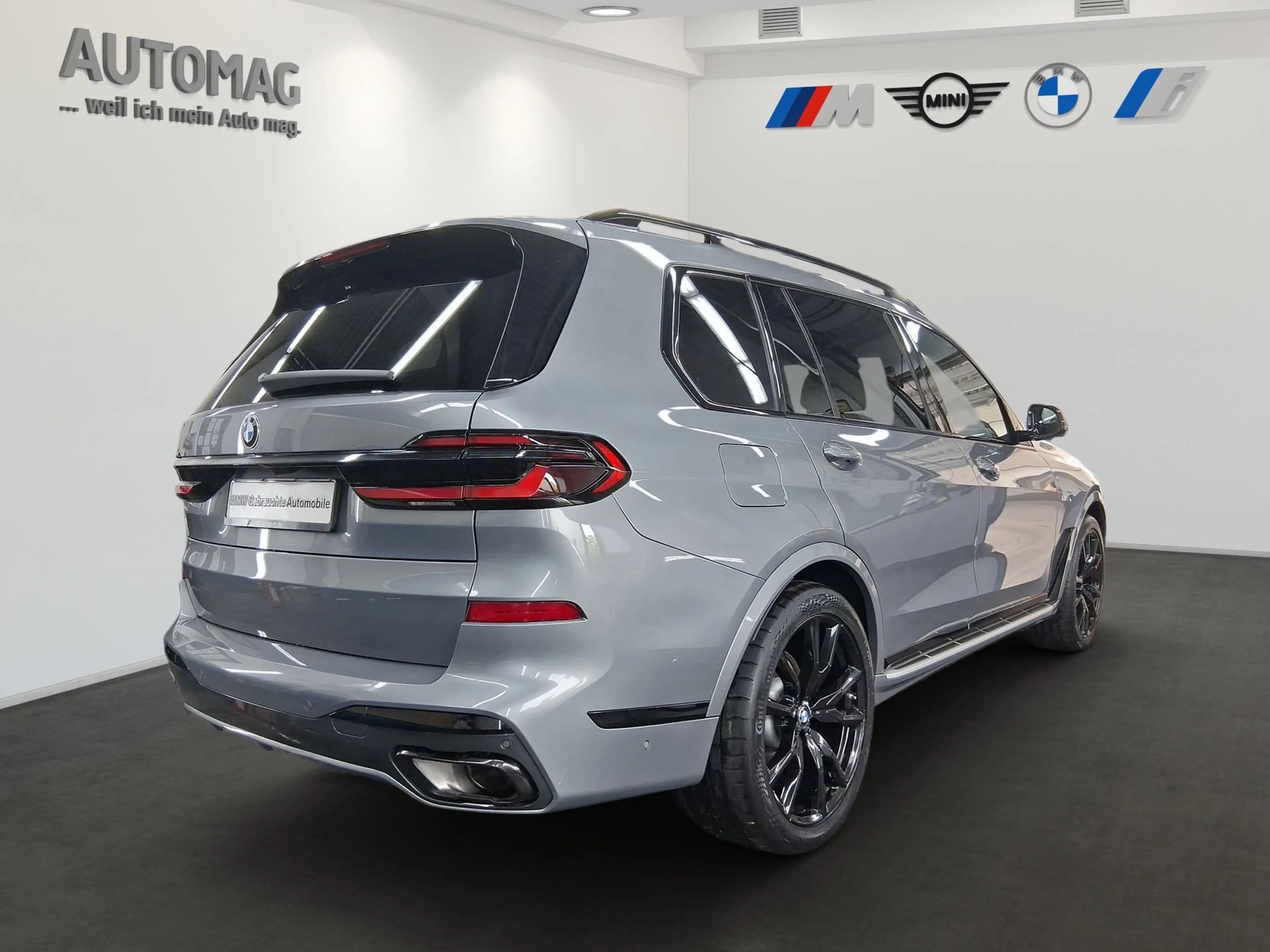 BMW X7 xDrive40d MSportPro*Integral*SkyLounge*6-Sitzer*Ic — photo 3