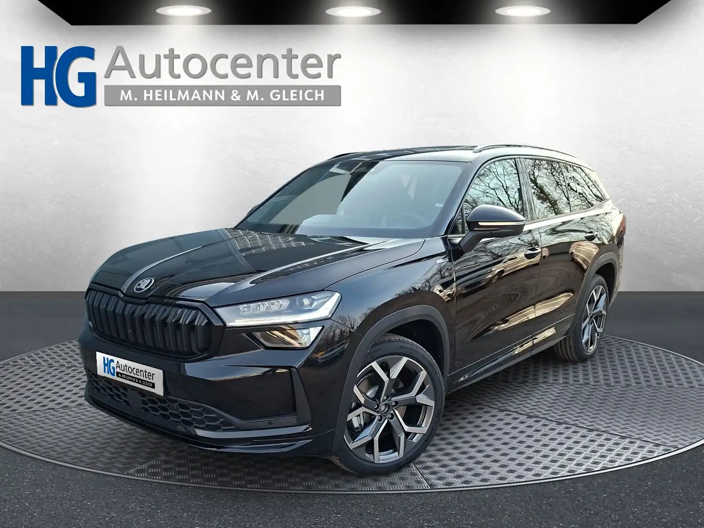 Skoda Kodiaq Sportline 1.5TSI Plug In Pano AHK 20" Negro - 1
