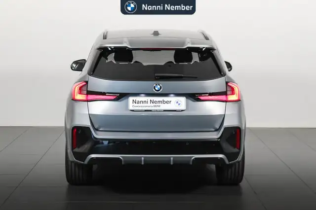 BMW X1 view 4