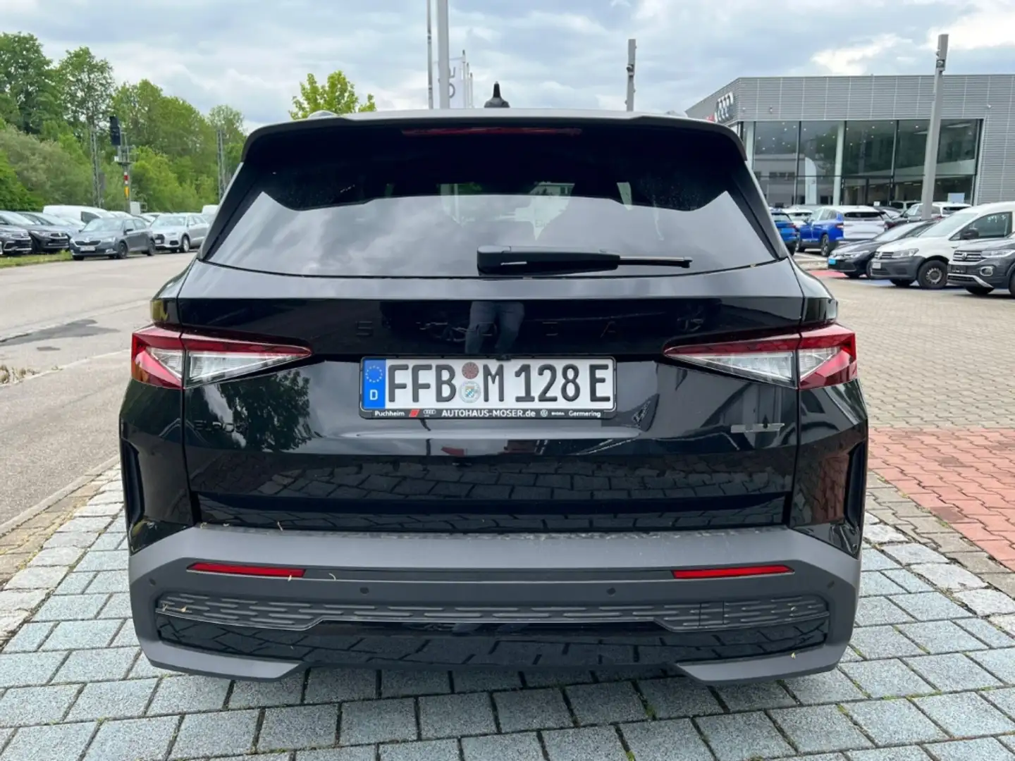 Skoda Elroq RS 4x4 84 AHK*HeadUp*Canton*MTRX*Pumpe*360!!! Zwart - 2