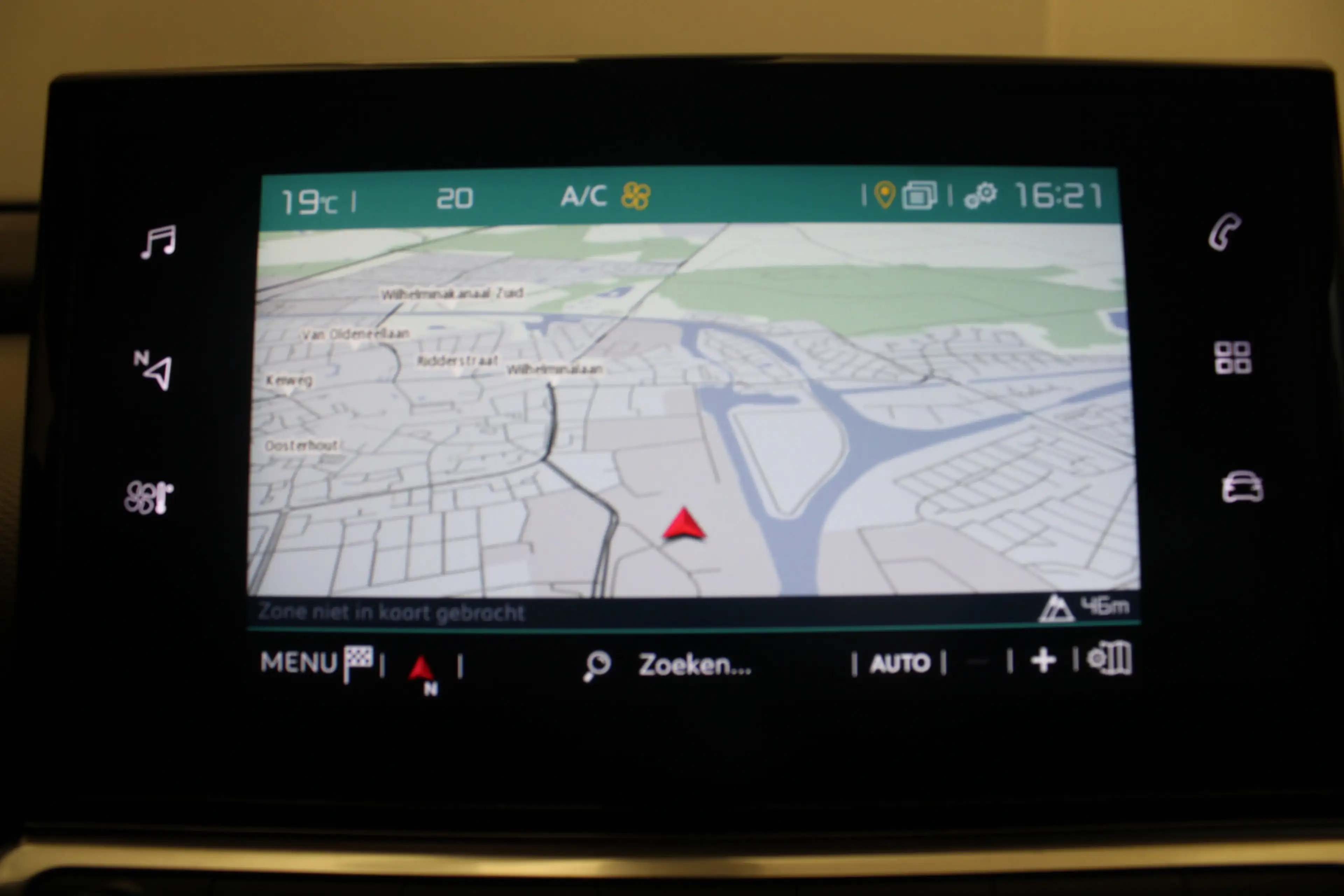Citroen C4 Cactus 1.2 PureTech Feel |Camera|Navi| — photo 4