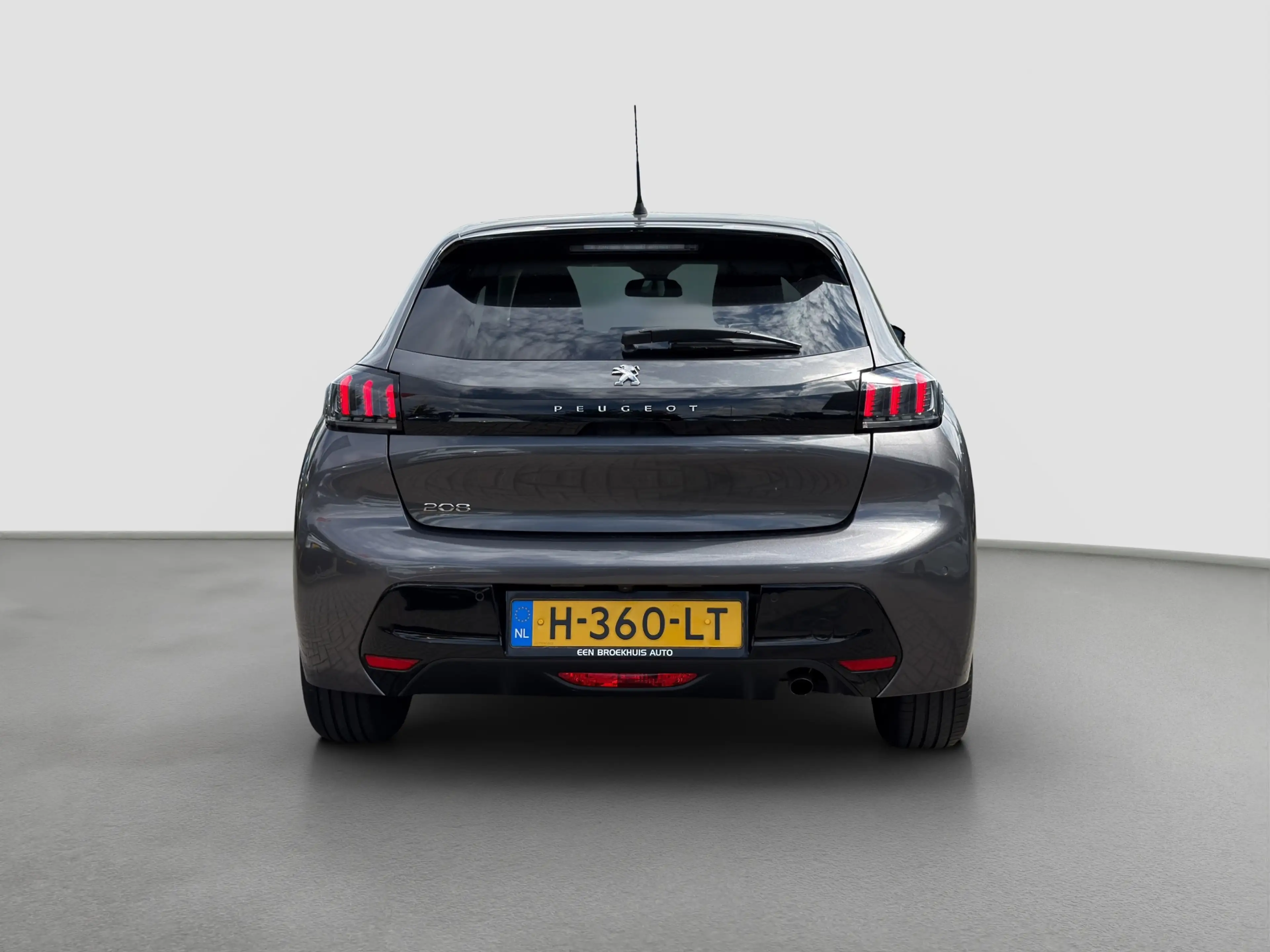 Peugeot 208 1.2 PureTech Blue Lease Allure Camera | Parkeersen — photo 8