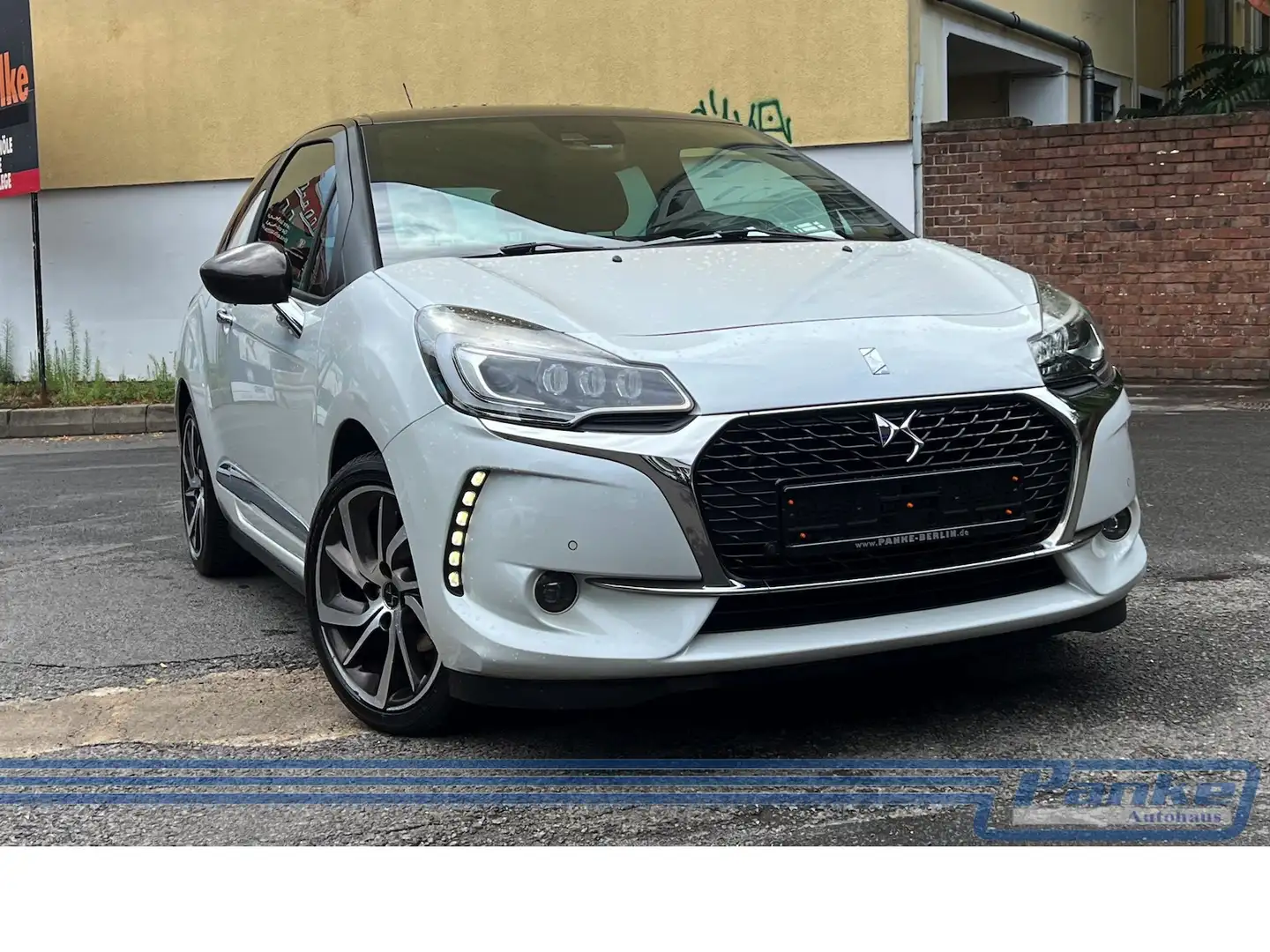 DS Automobiles DS 3 1.2 PT 130 So Chic S&S*NAV*Leder*RFK*Carplay Weiß - 1