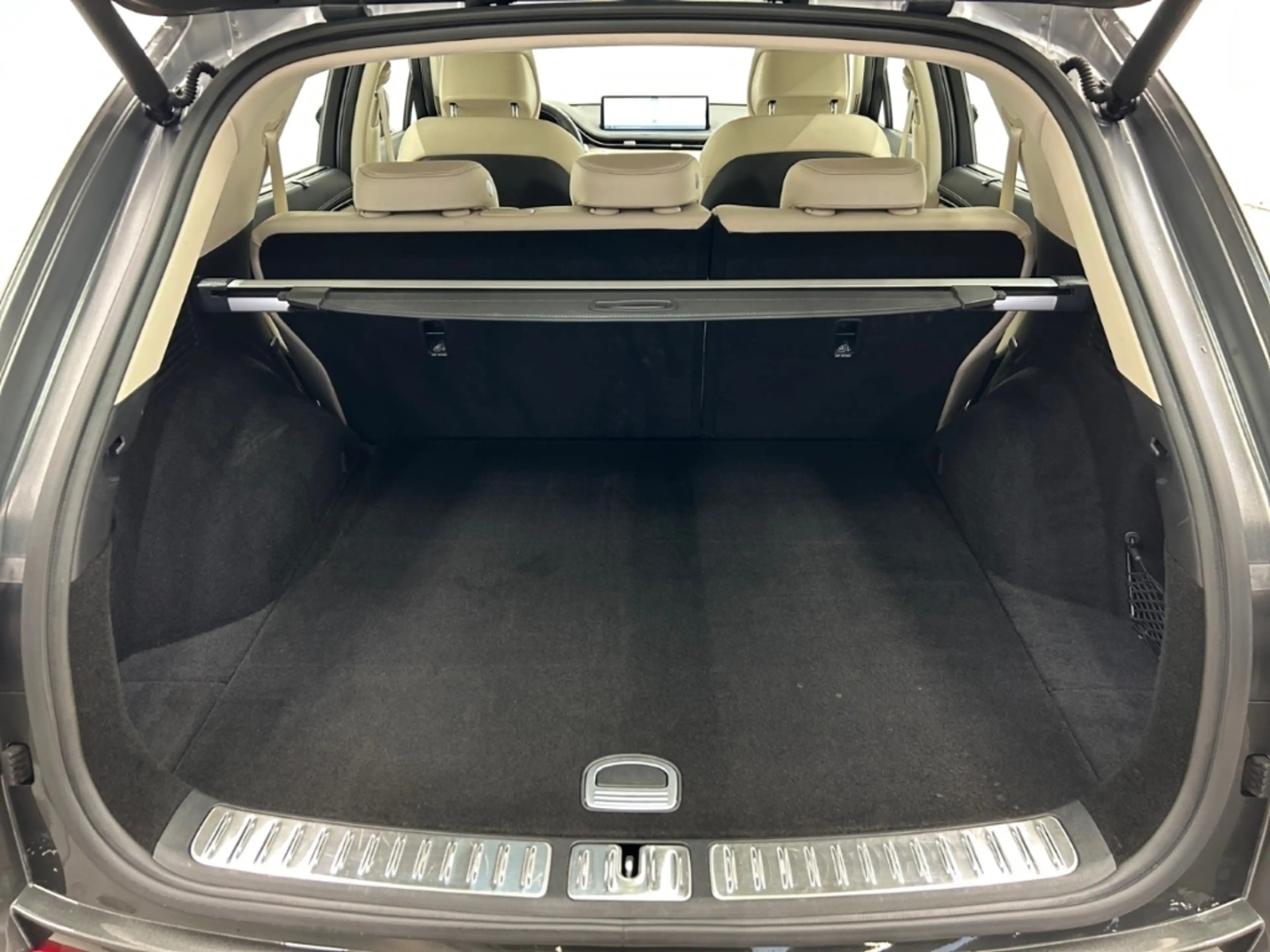 Genesis GV70 Luxury 4WD AD El. Panodach Memory Sitze LED ACC El — photo 14