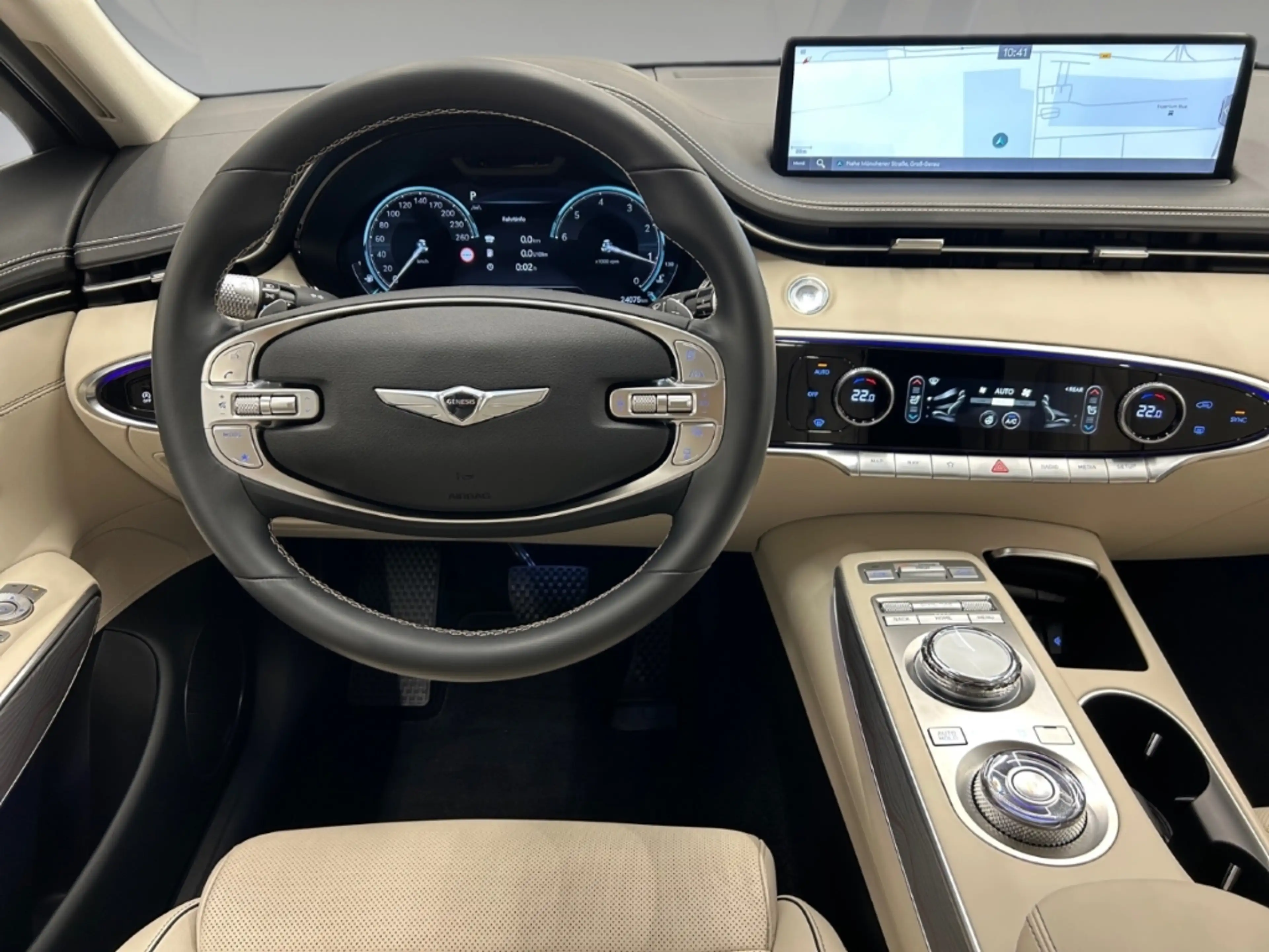 Genesis GV70 Luxury 4WD AD El. Panodach Memory Sitze LED ACC El — photo 11