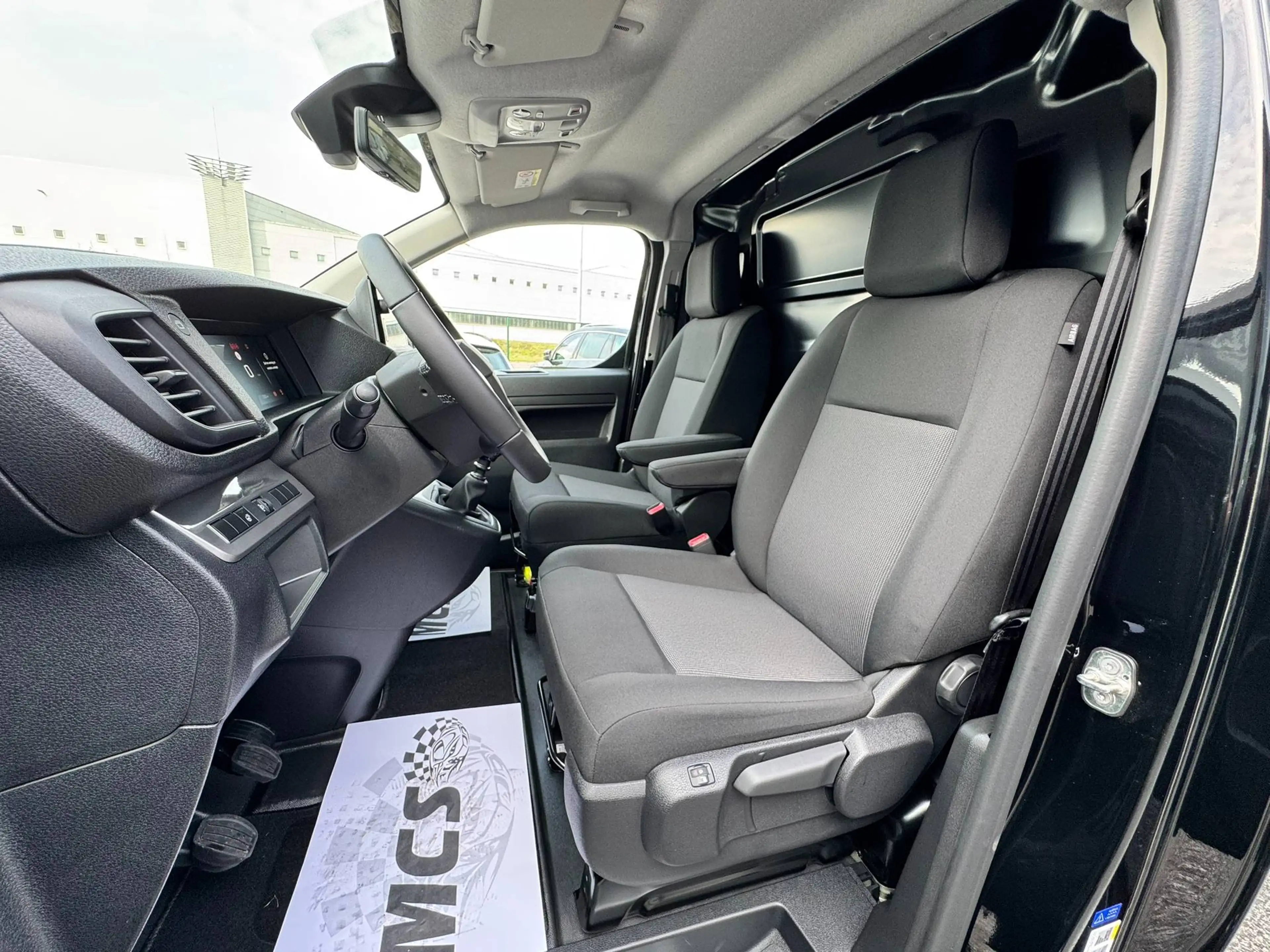 Peugeot Expert 4 1.5 BlueHDi L3 Long LED / CARPLAY / 360 CAMERA / PDC / NIEUWE BESTELWAGEN!!! — photo 12