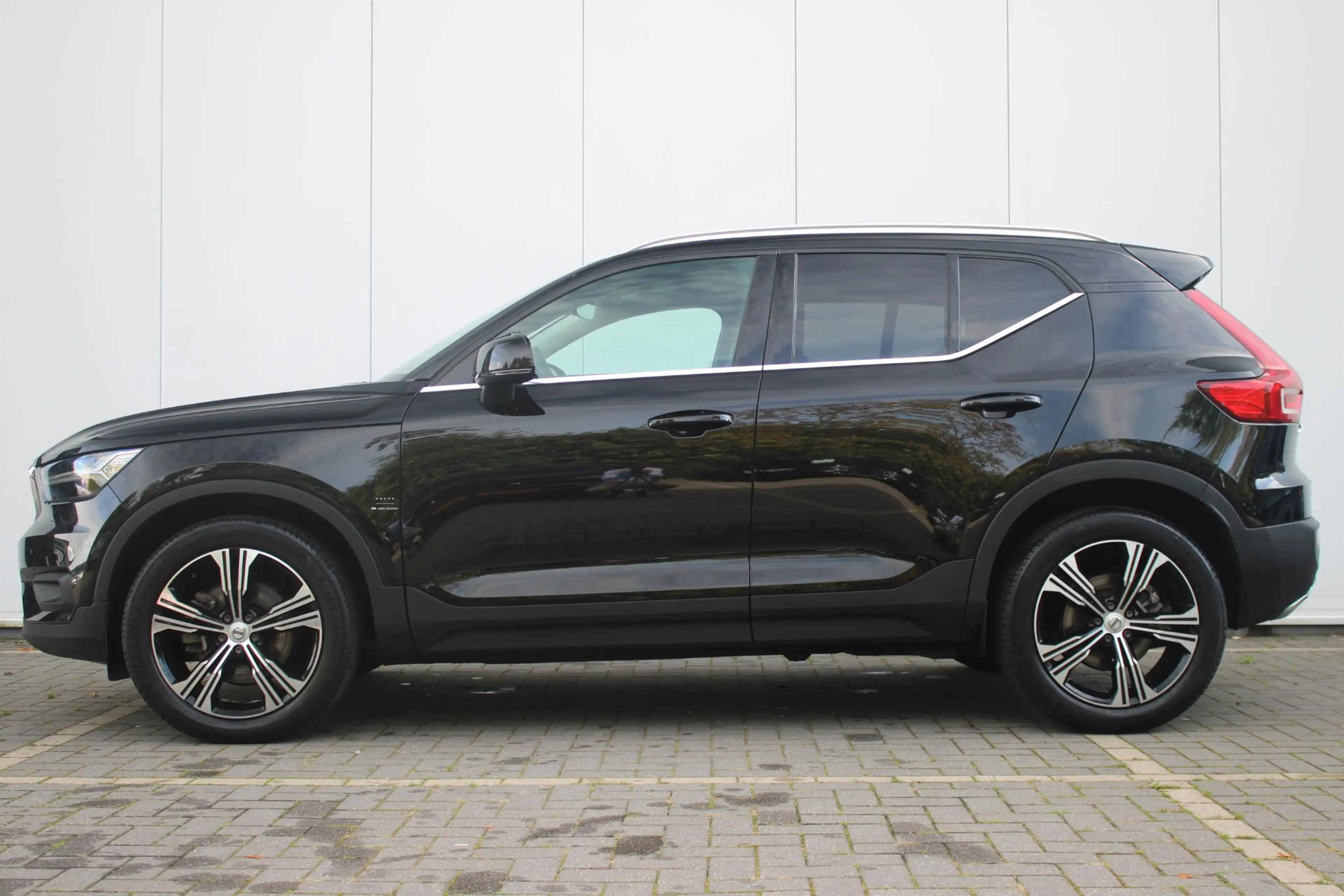 Volvo XC40 T4 190PK AWD Inscription | Adaptive Cruise & Pilot — photo 3
