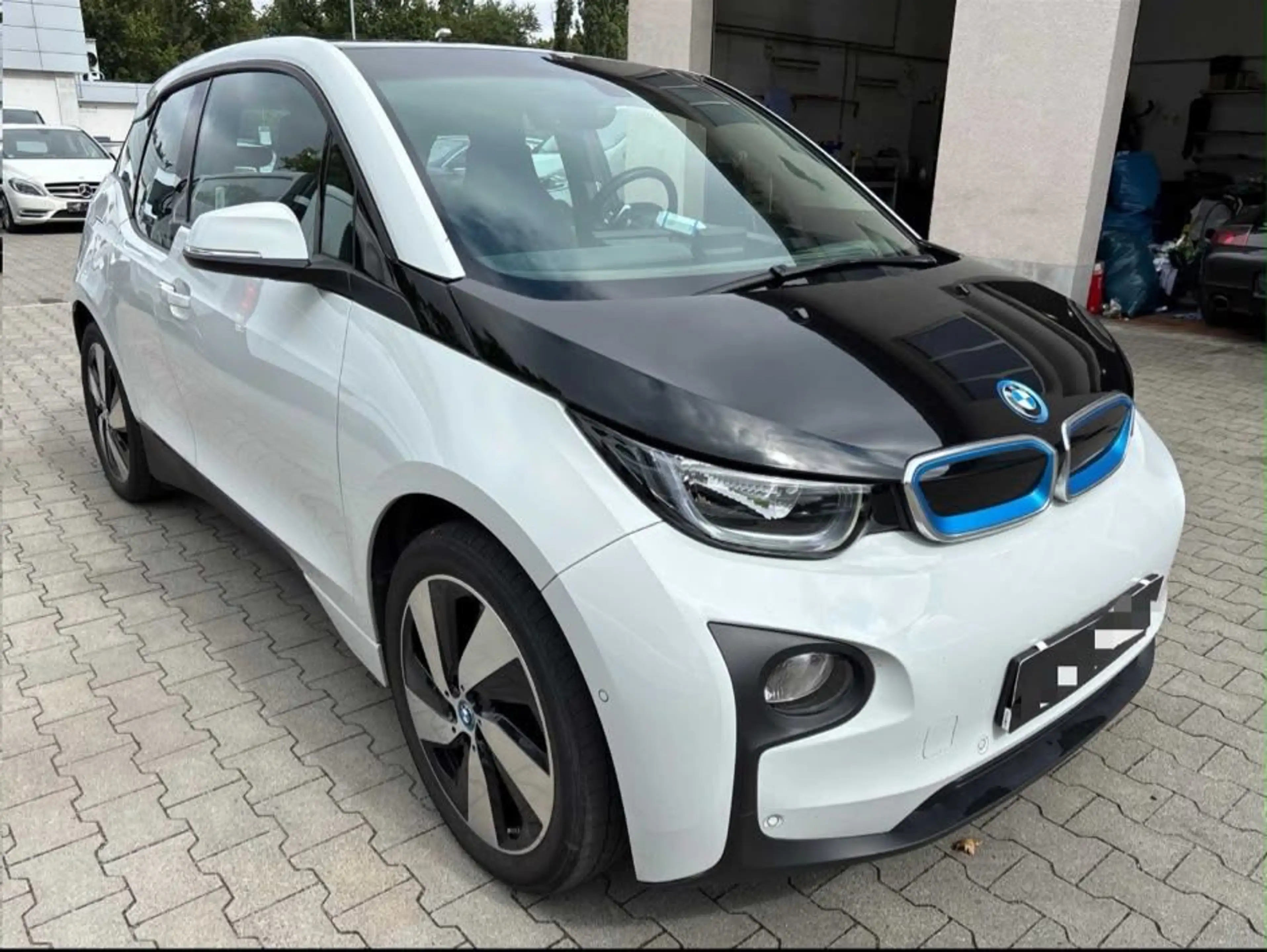 BMW i3 Kamera PDC Navi Klima Tempomat 1 Hand — photo 3