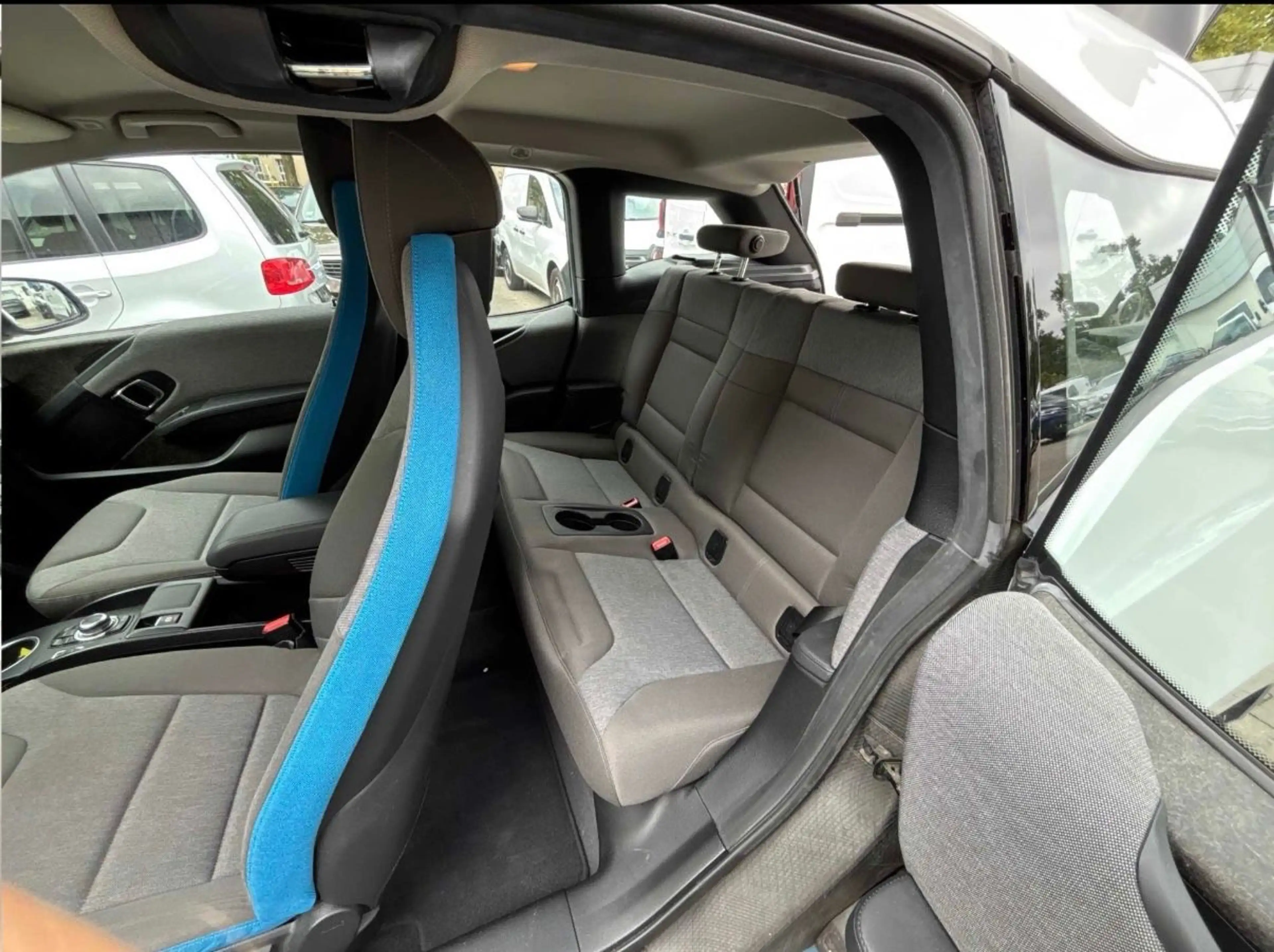 BMW i3 Kamera PDC Navi Klima Tempomat 1 Hand — photo 7