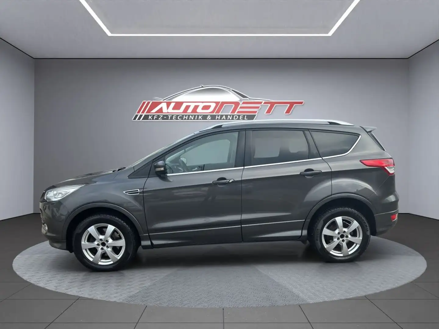 Ford Kuga Titanium S Grau - 2