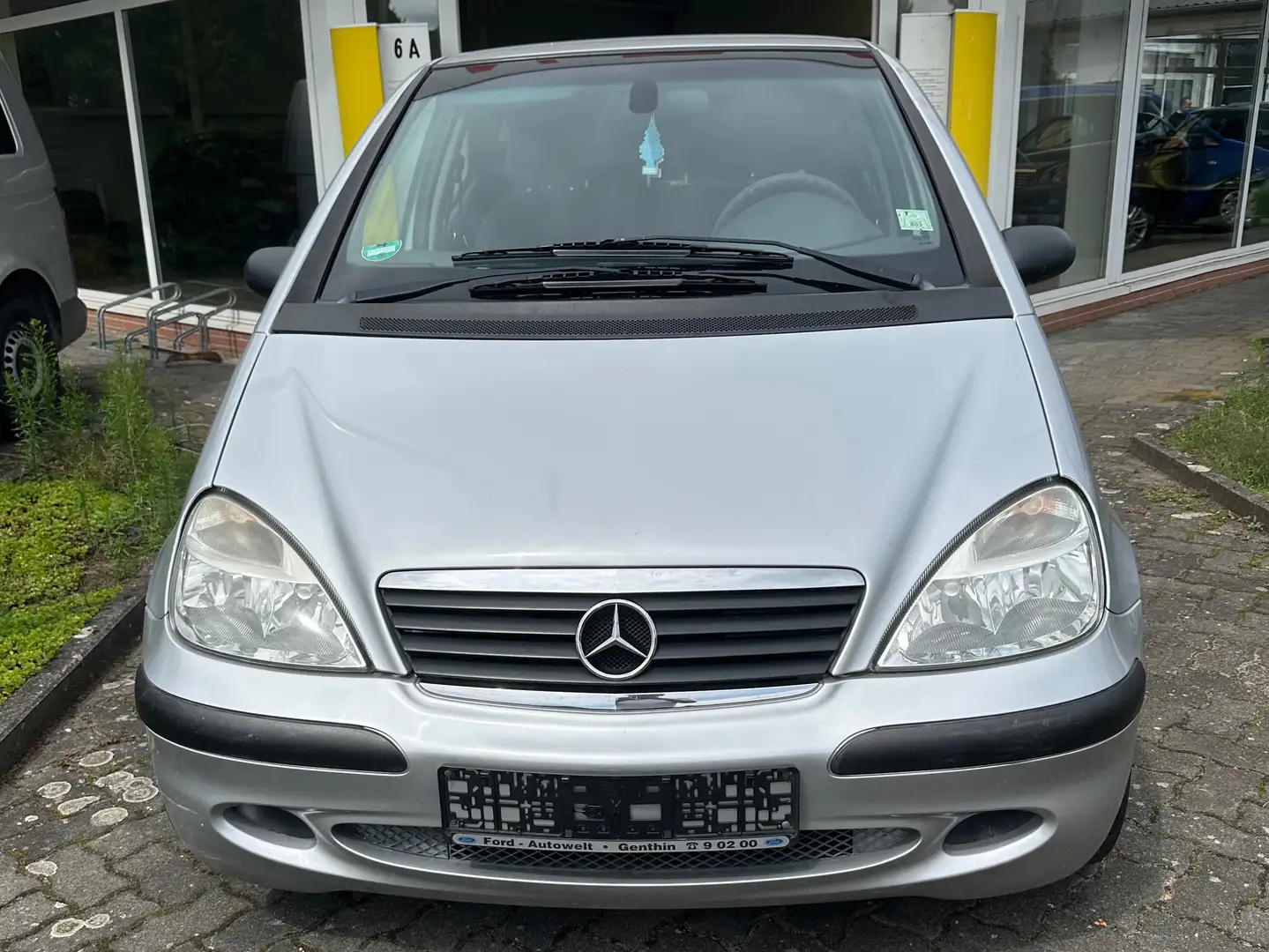 Mercedes-Benz A 140 siva - 1
