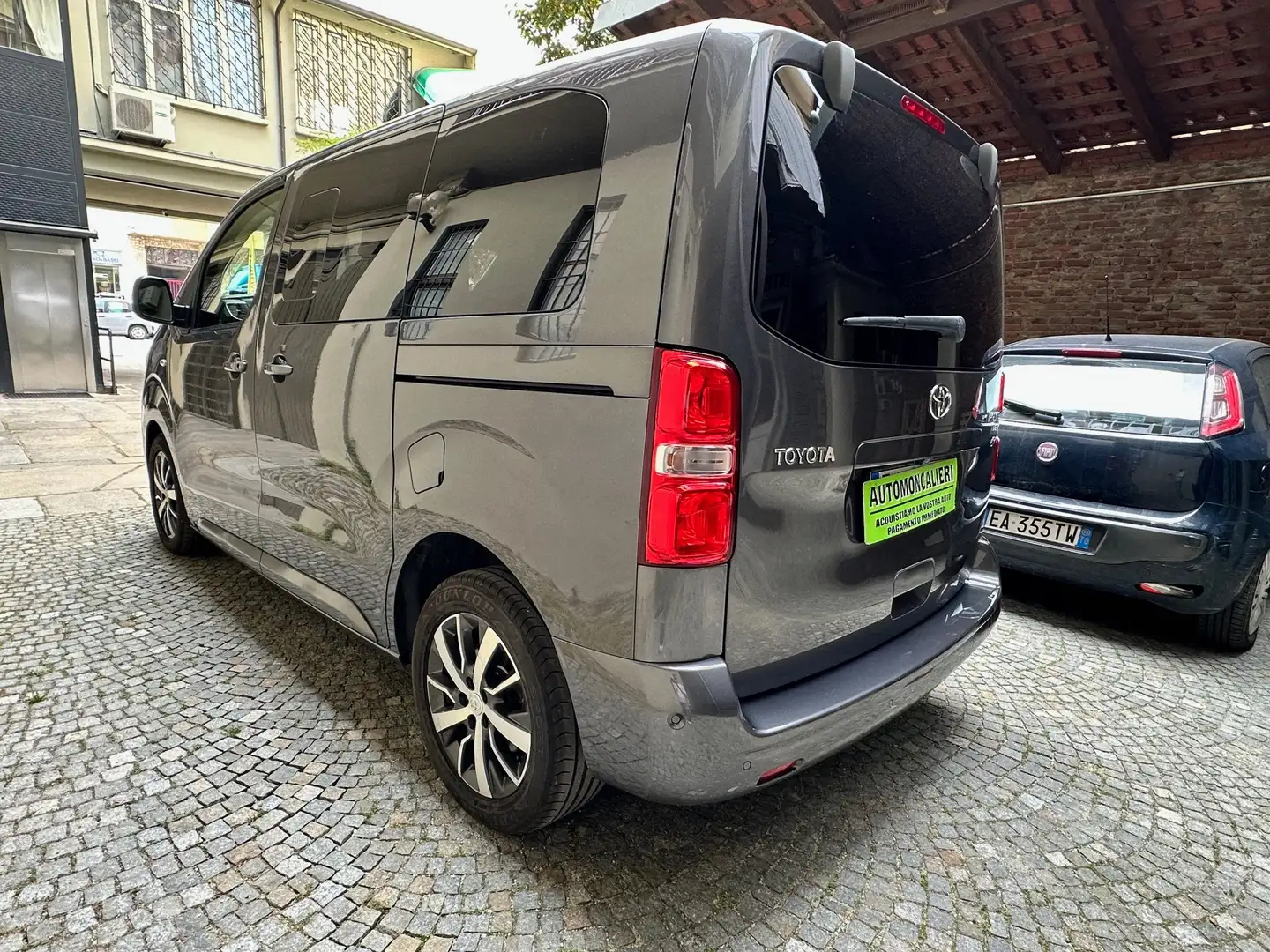 Toyota Proace Verso 1.6 D. ( 8 POSTI ) UNICO PROPRIETARIO Grau - 2