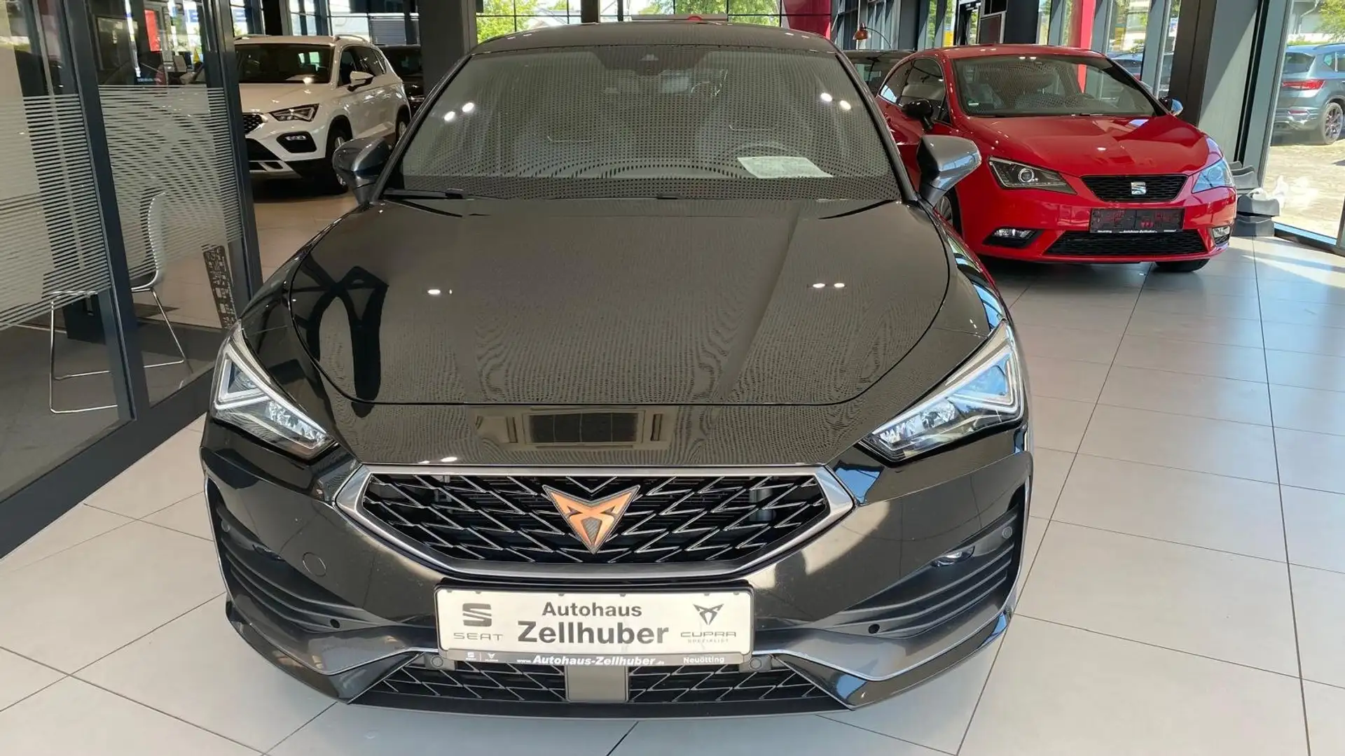 CUPRA Leon 2.0 TSI DSG *Full Link*Kamera*ACC* Negru - 2