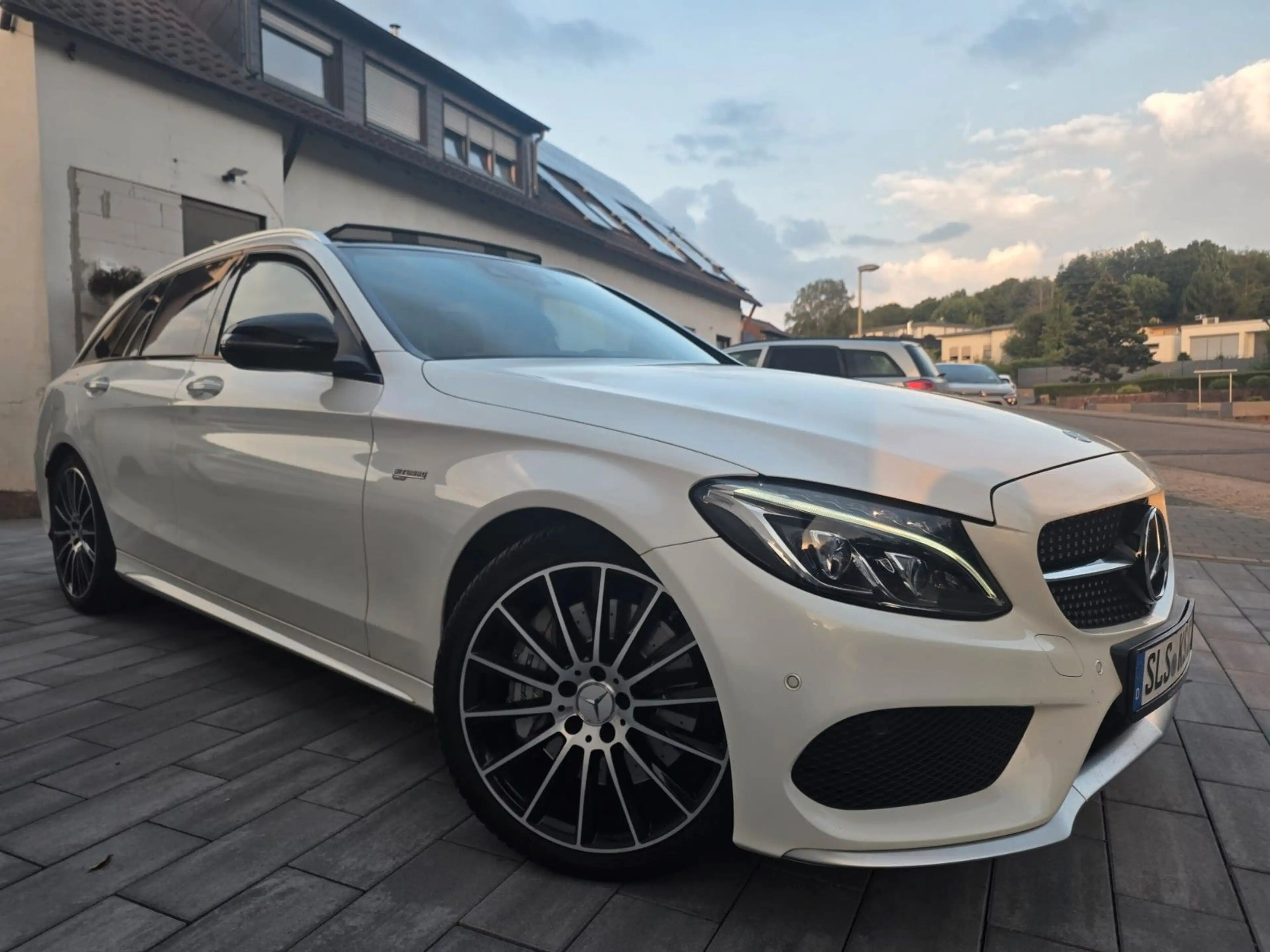 Mercedes-Benz C 43 AMG Burmester Standheizung — photo 2