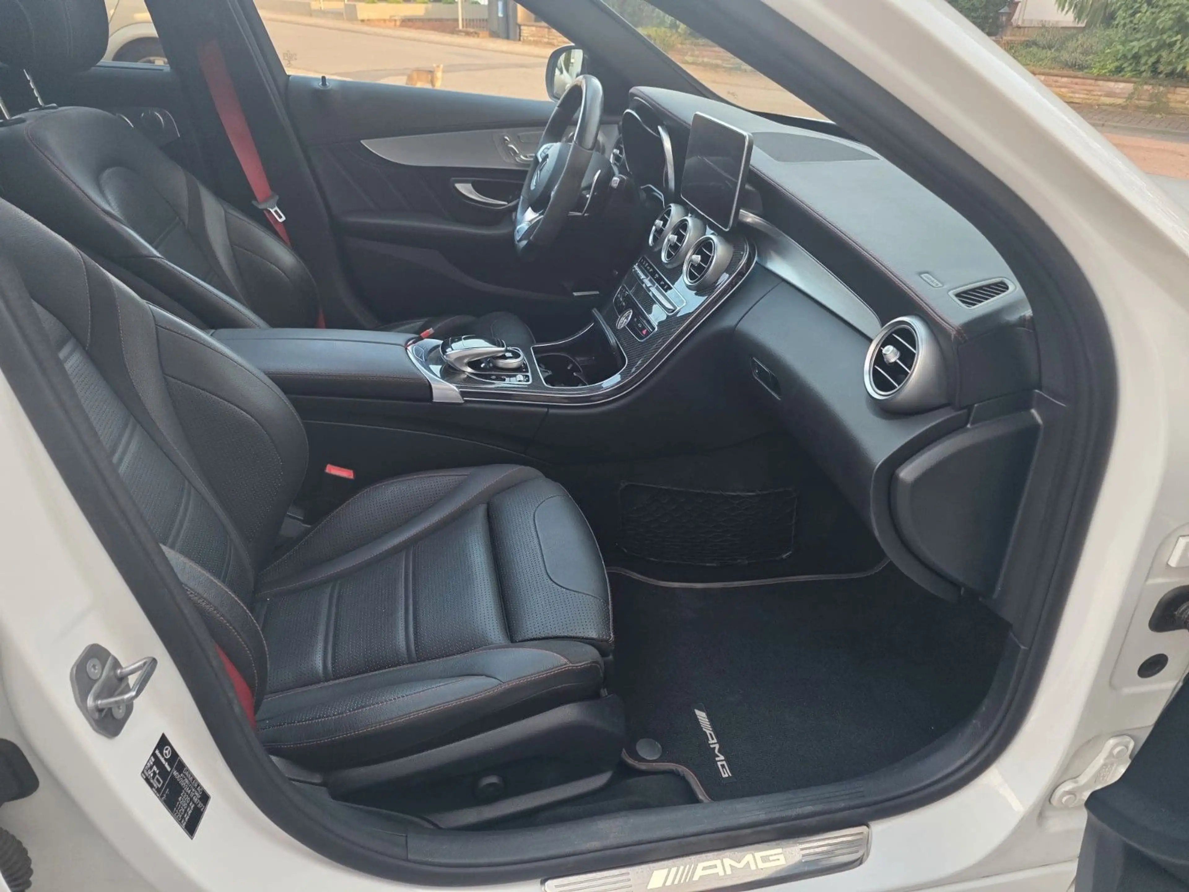 Mercedes-Benz C 43 AMG Burmester Standheizung — photo 11