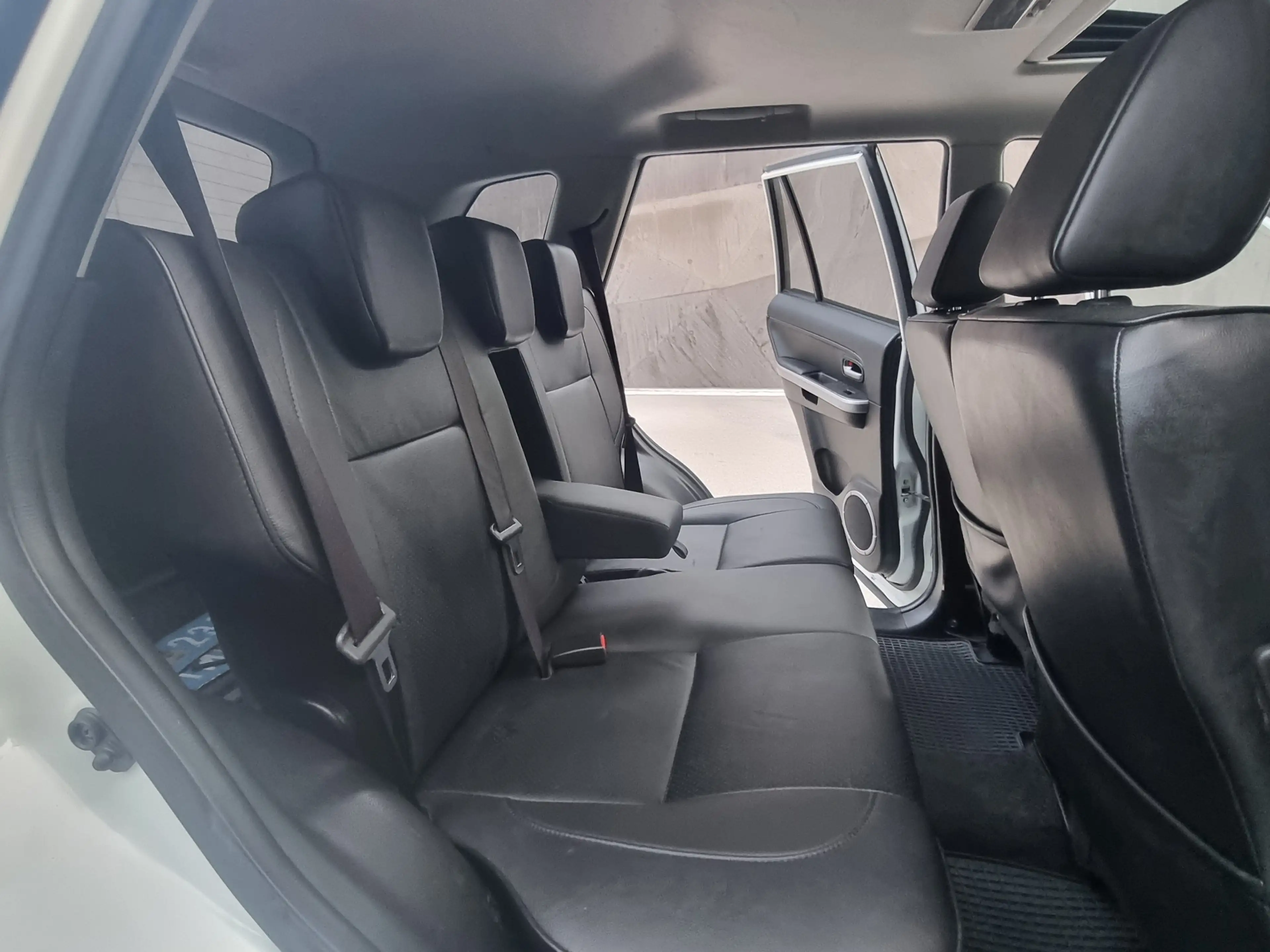 Suzuki Grand Vitara 2,4 VX-E Executive L4 Aut.**AHK**LEDER**NAVI**RFK* — photo 15