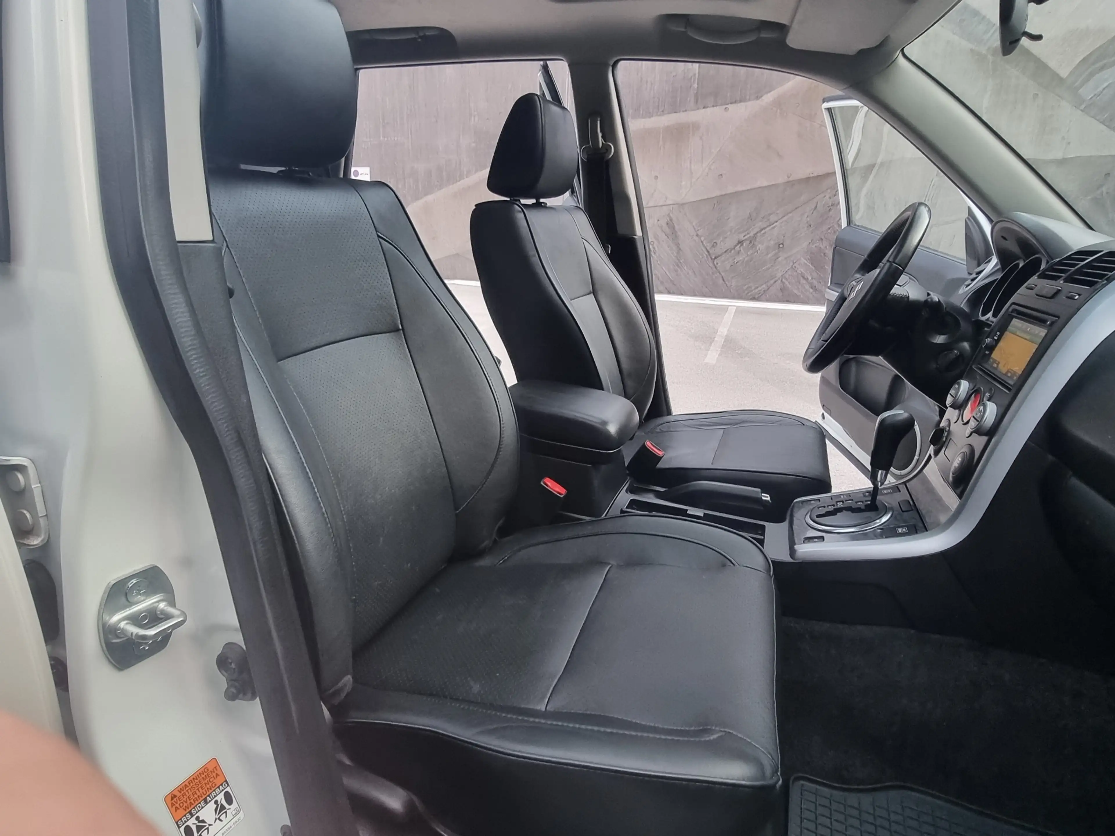 Suzuki Grand Vitara 2,4 VX-E Executive L4 Aut.**AHK**LEDER**NAVI**RFK* — photo 13
