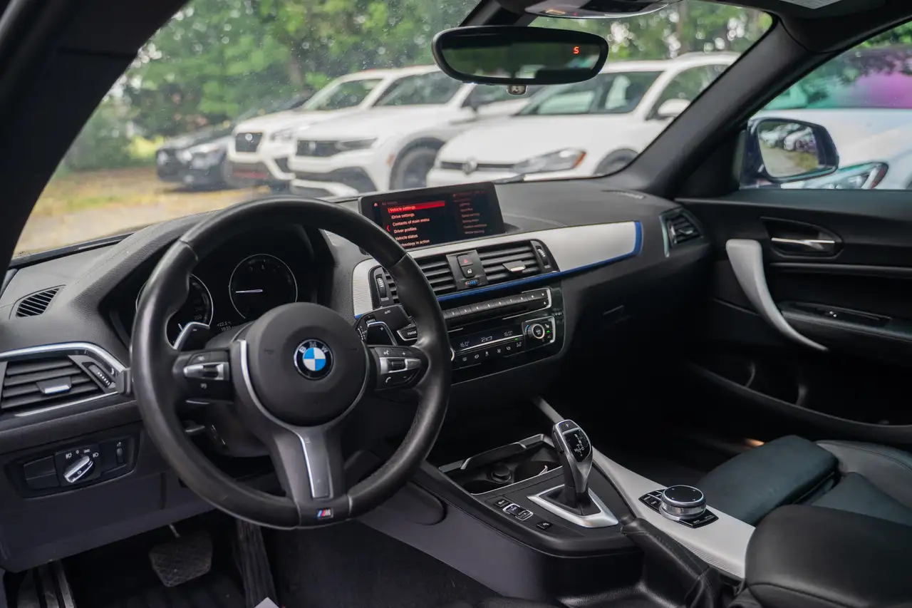 BMW 2 Series photo BMW 2 Series