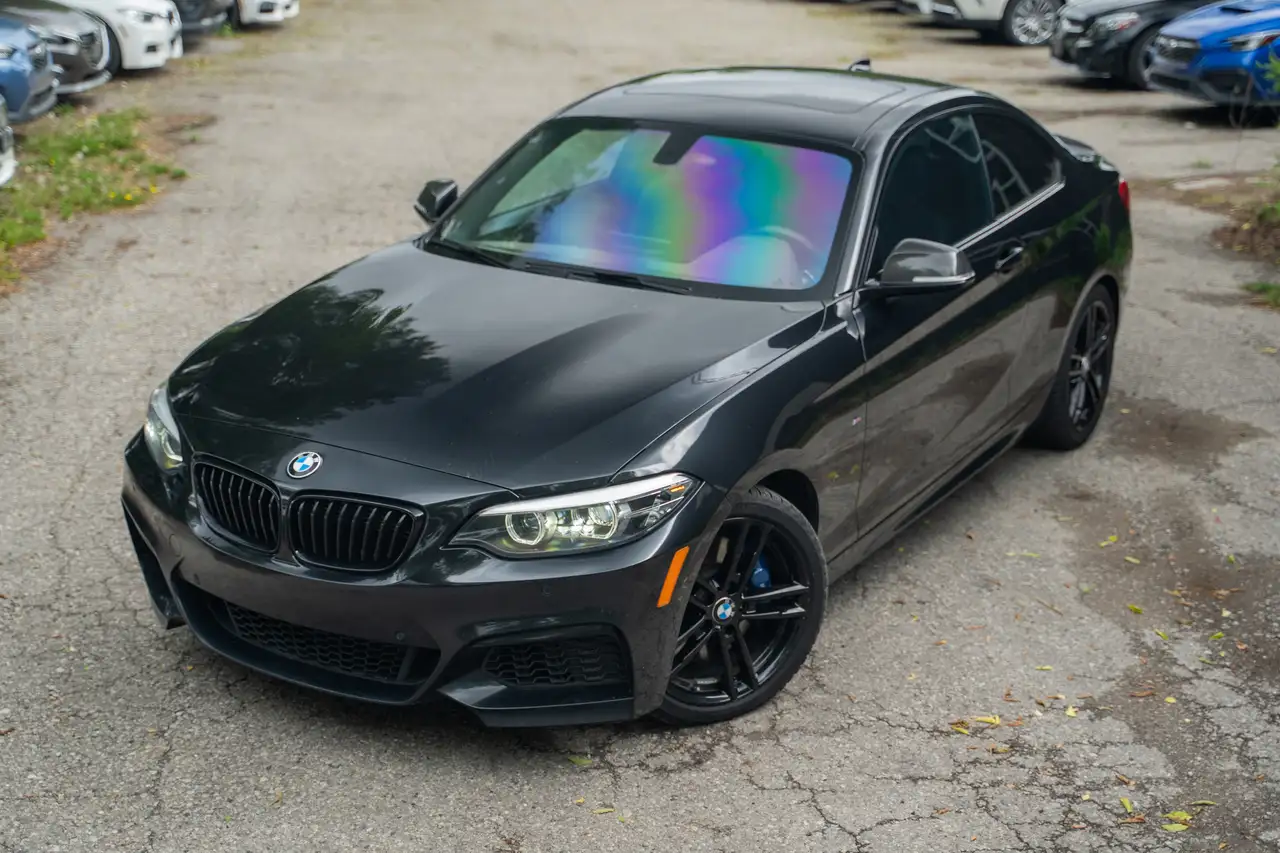 BMW 2 Series photo BMW 2 Series