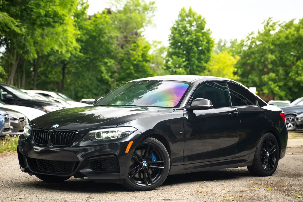 BMW 2 Series photo BMW 2 Series