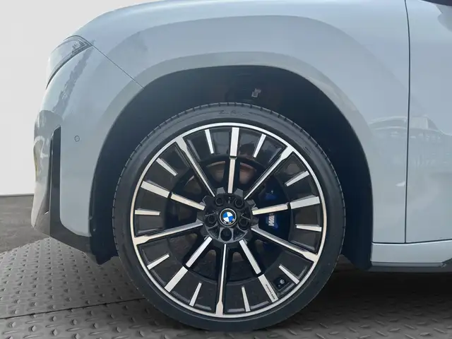 BMW iX3 xDrive 50 xDrive DESIGN KAM LED Pano ACC SHZ Ansicht 15