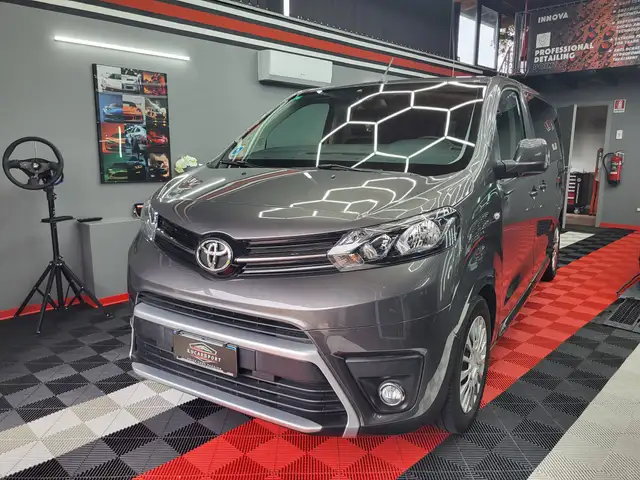 Toyota Proace Verso 2.0 D-4D 144 CV L1 Lounge 9 POSTI – 1 PROPRIETARIO – 32.460 KM